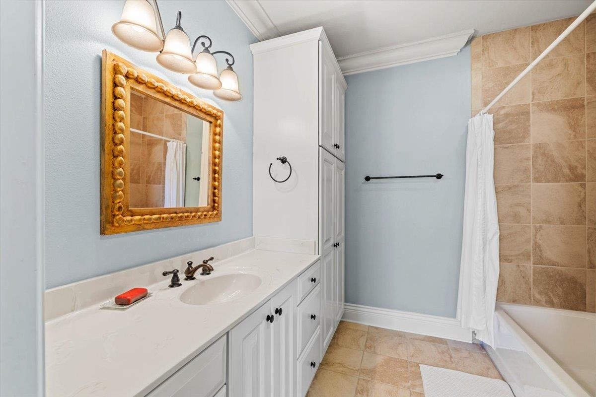 1250 Treetop Ridge Road Blacksburg VA 24060