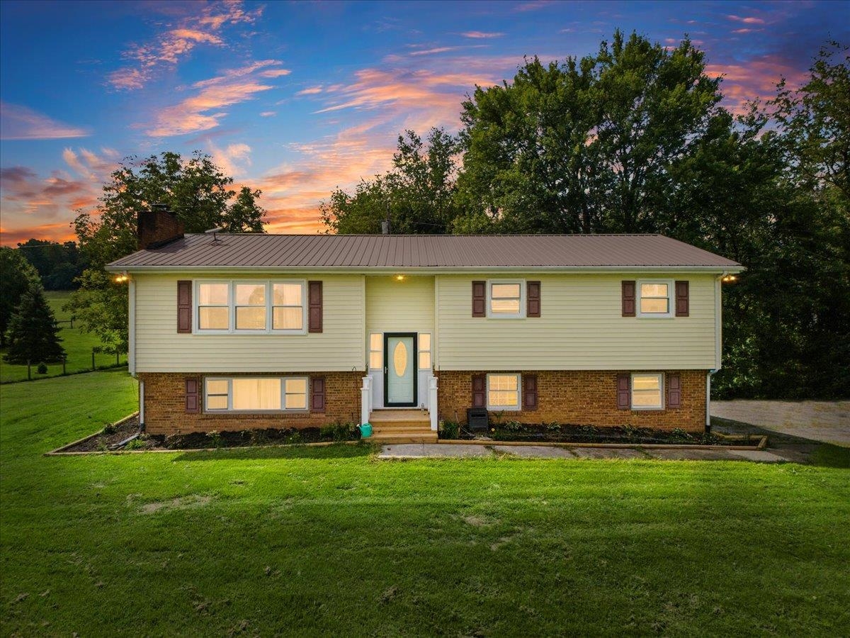 4831 Black Hollow Road Dublin VA 24084