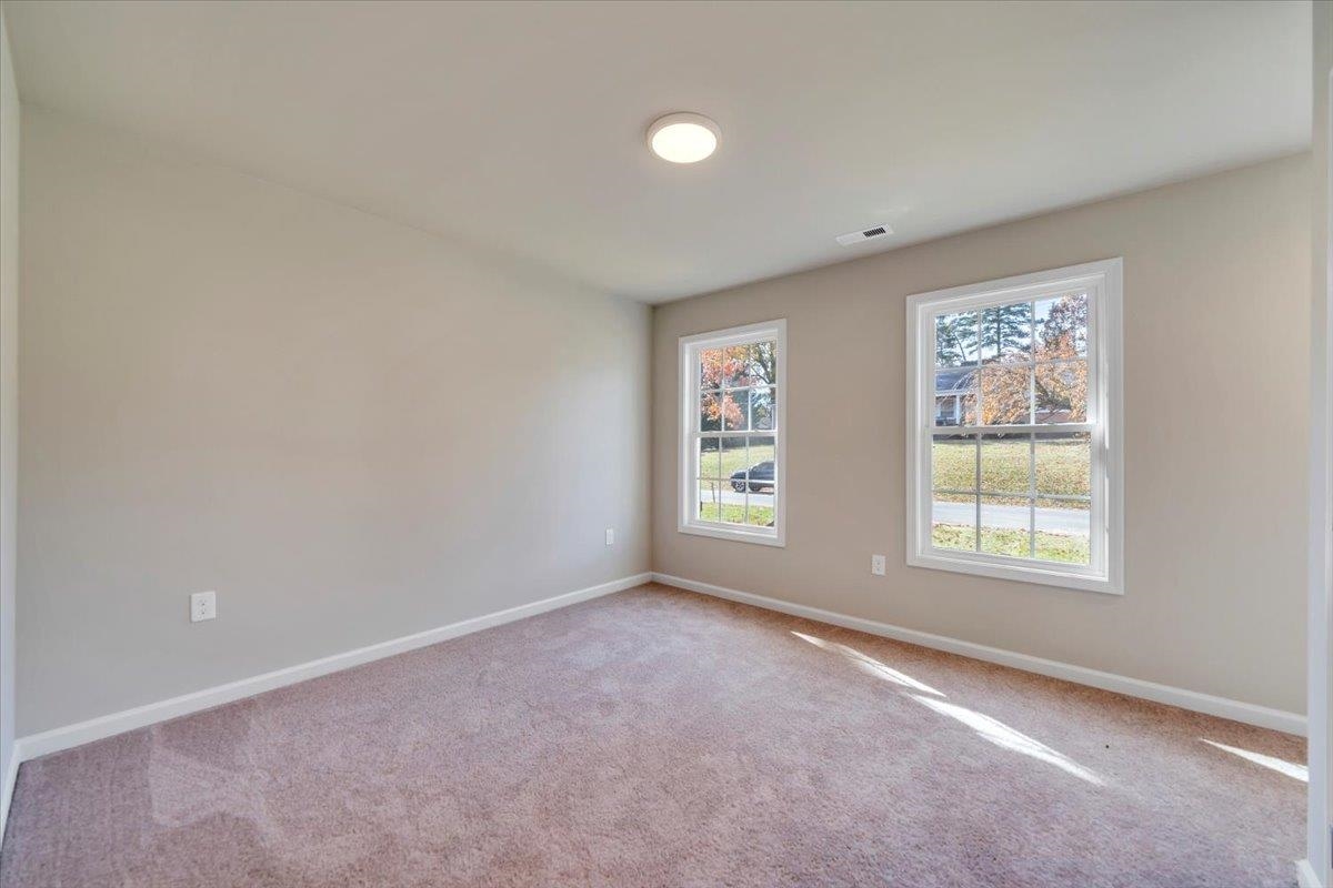 1545 Kensington Way Christiansburg VA 24073