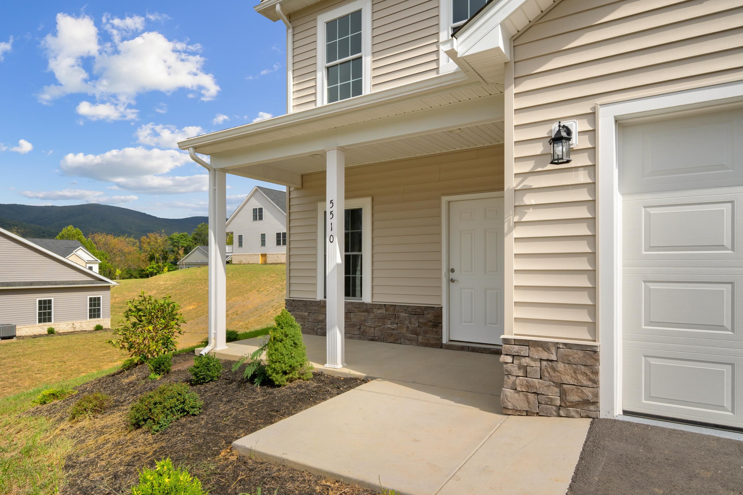 5510 New Pleasant Way Salem VA 24153