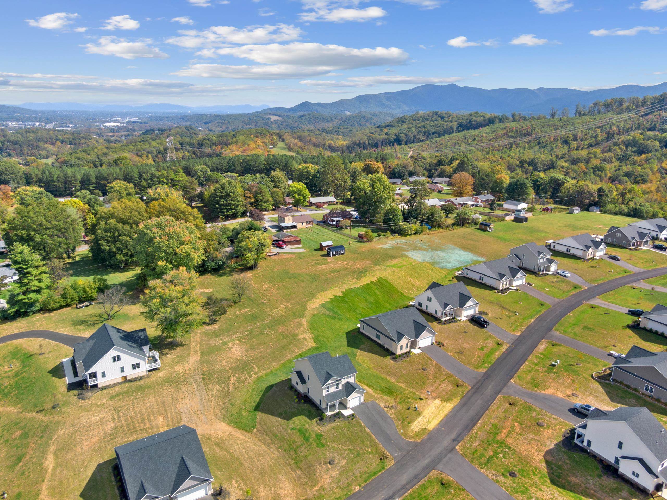 5510 New Pleasant Way Salem VA 24153