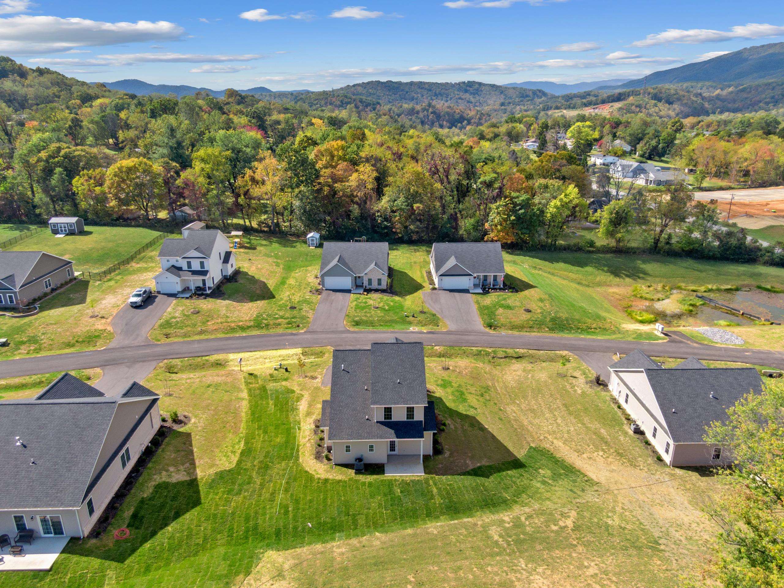 5510 New Pleasant Way Salem VA 24153