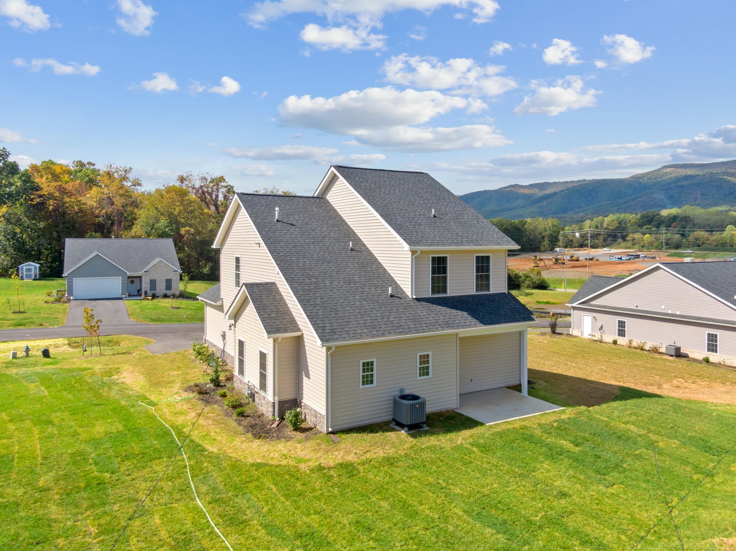 5510 New Pleasant Way Salem VA 24153