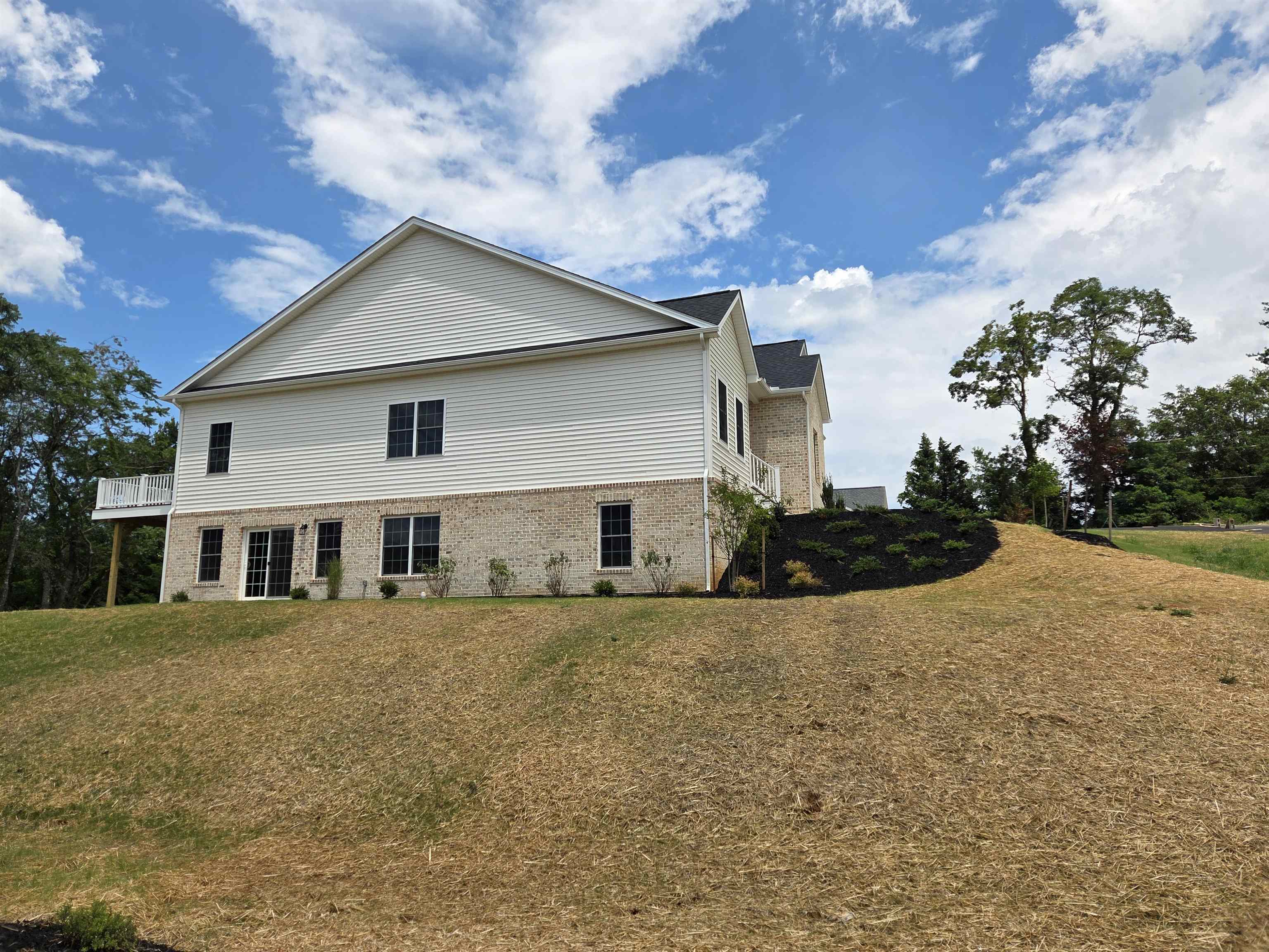 5548 Old Grove Lane Salem VA 24153