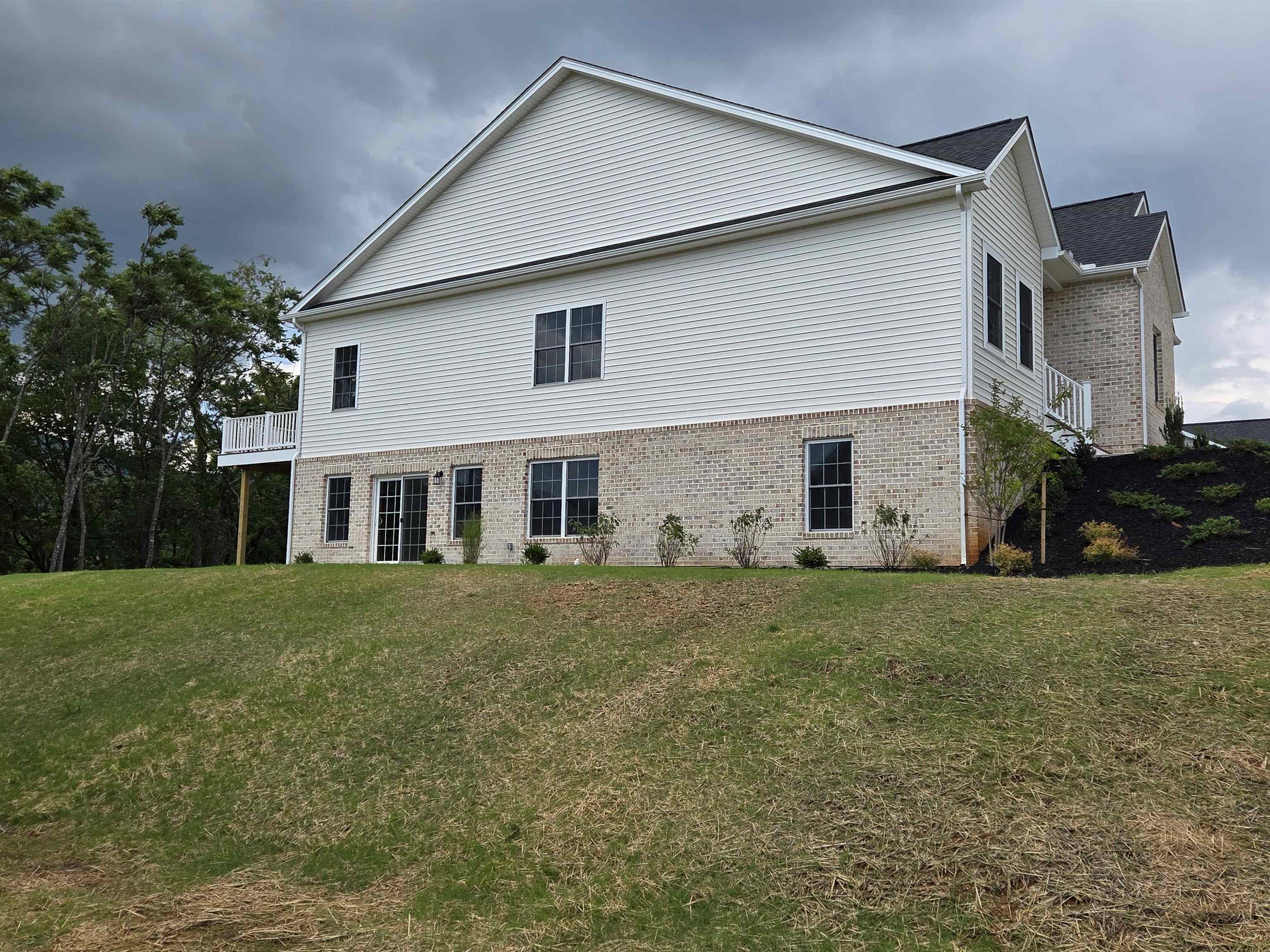 5548 Old Grove Lane Salem VA 24153