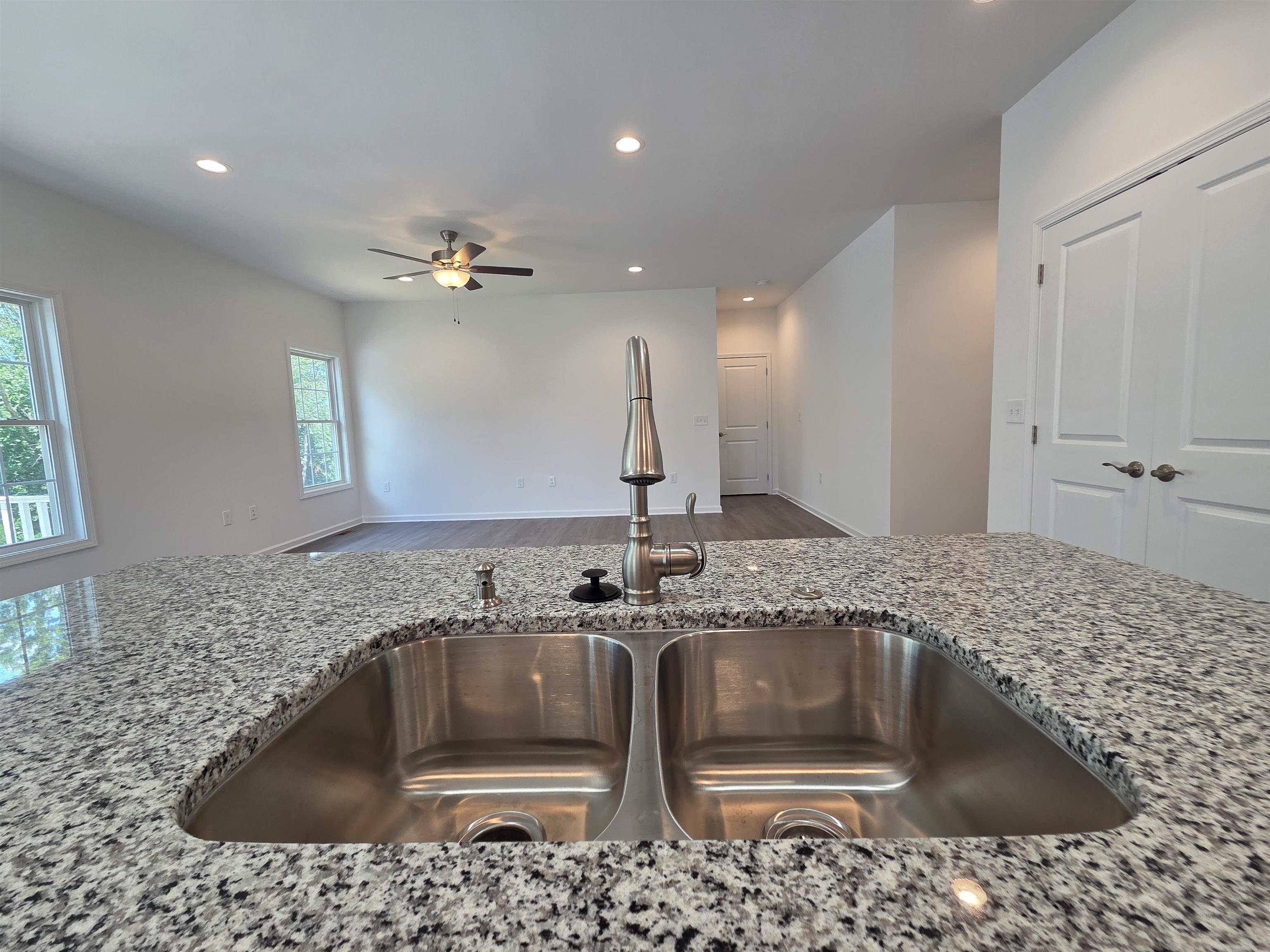 5548 Old Grove Lane Salem VA 24153