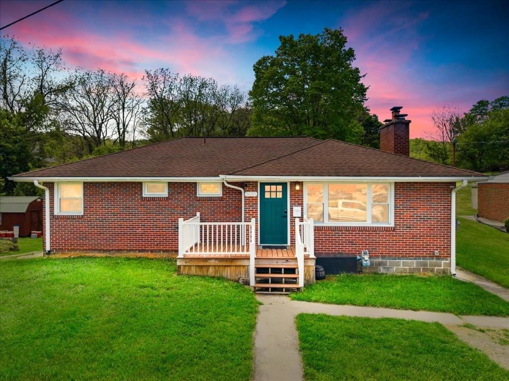 500 Woodrum Street Pearisburg VA 24134