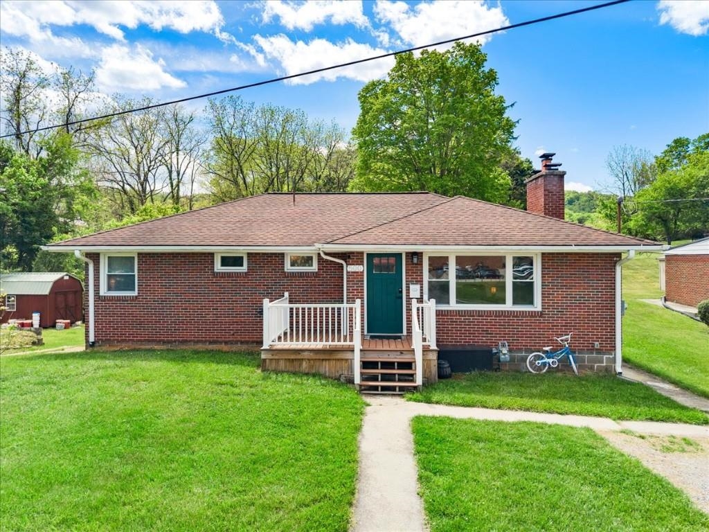 500 Woodrum Street Pearisburg VA 24134