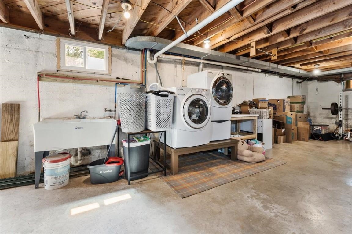 500 Woodrum Street Pearisburg VA 24134
