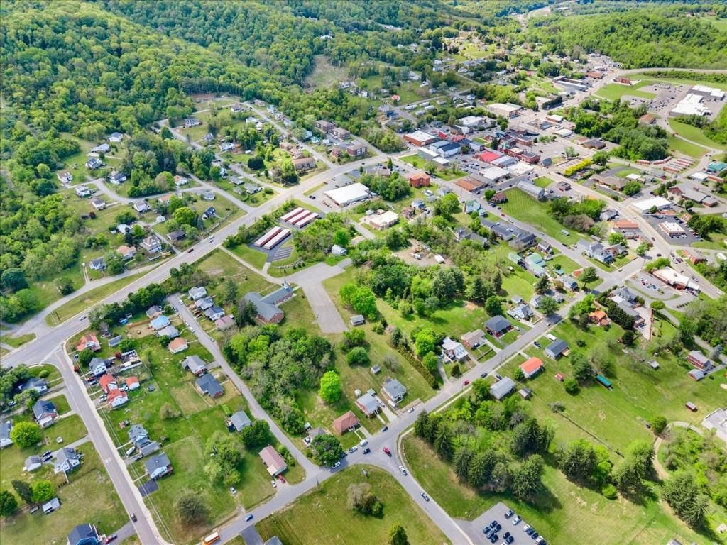 500 Woodrum Street Pearisburg VA 24134