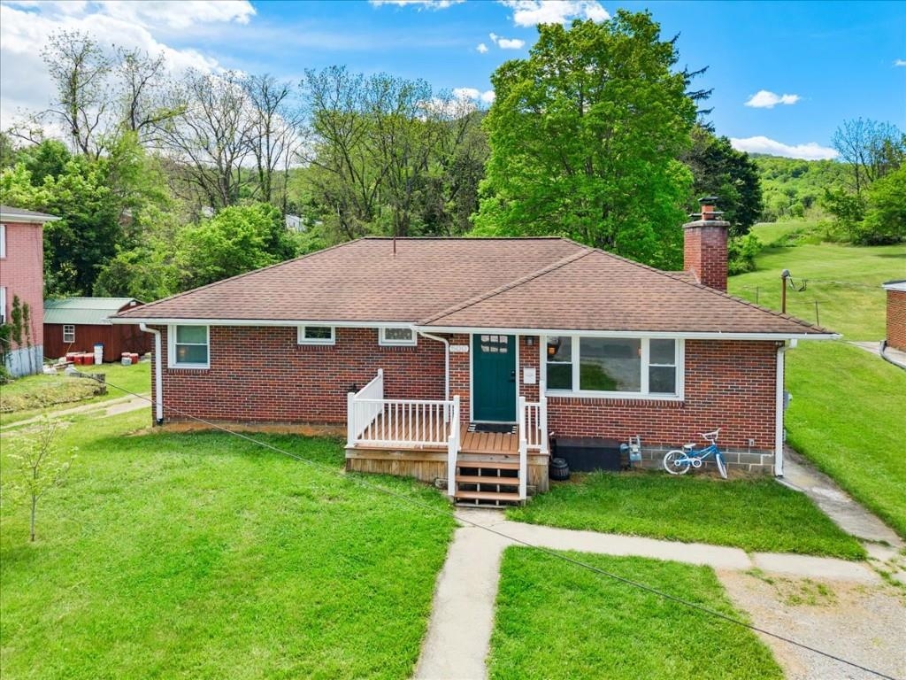 500 Woodrum Street Pearisburg VA 24134