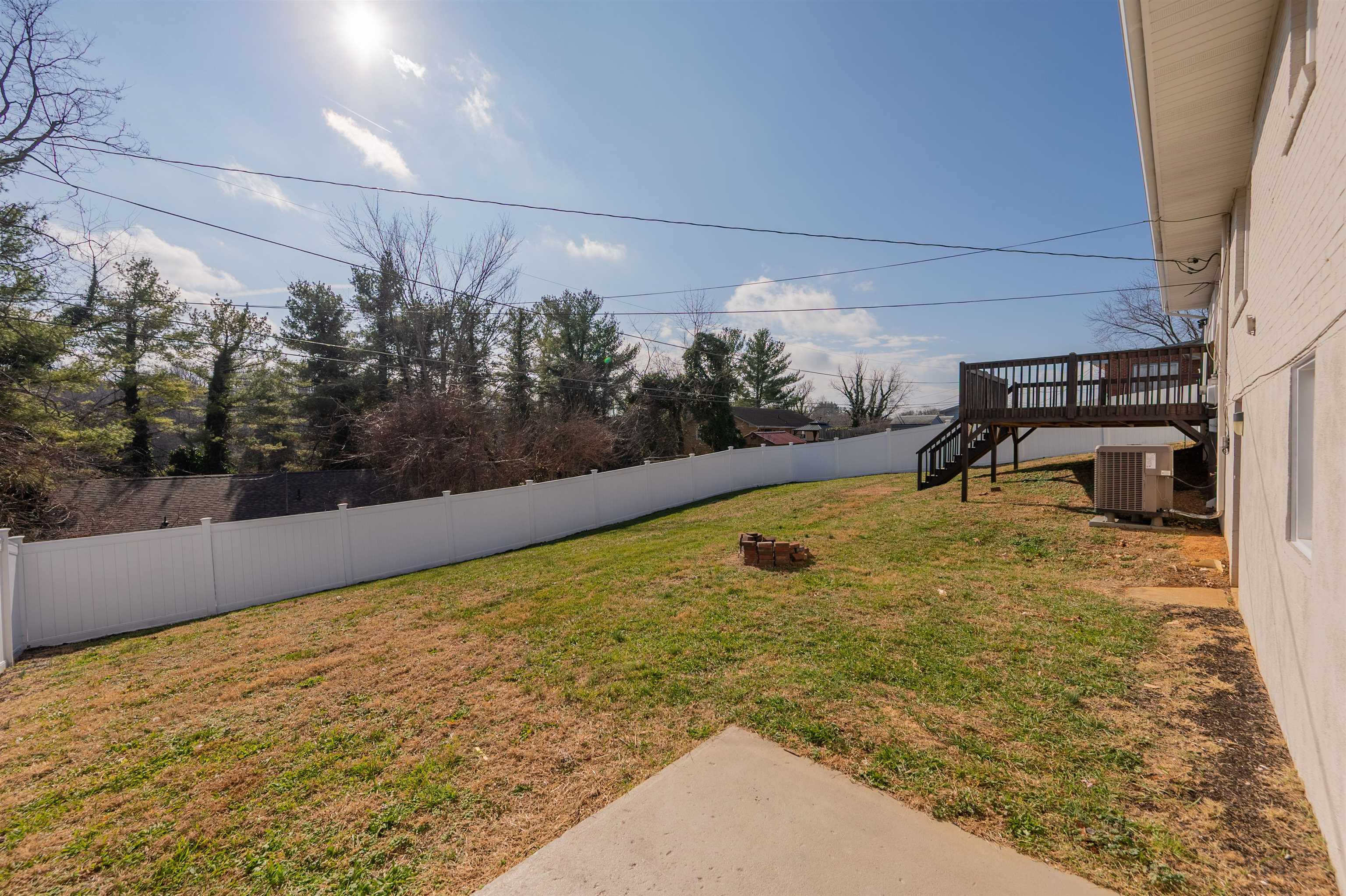 230 Montgomery Street NE Christiansburg VA 24073