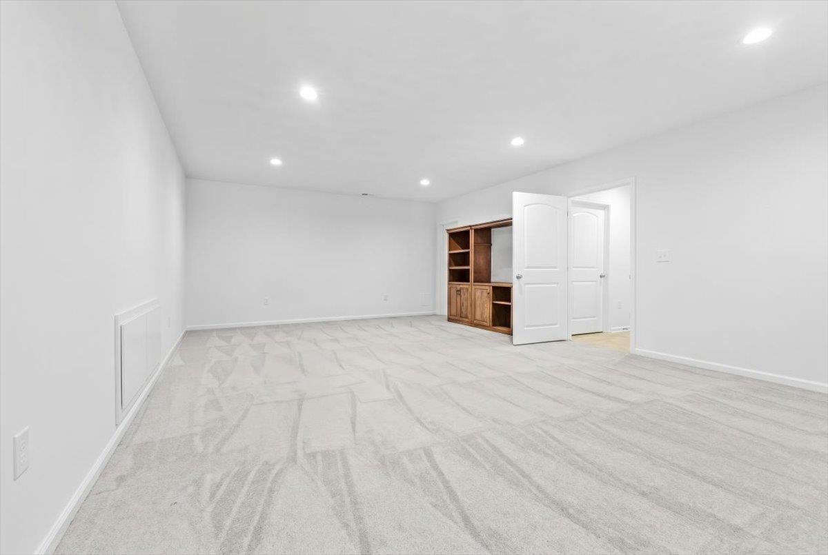 1048 St Claire Lane Christiansburg VA 24073