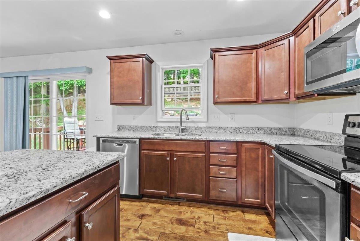1048 St Claire Lane Christiansburg VA 24073