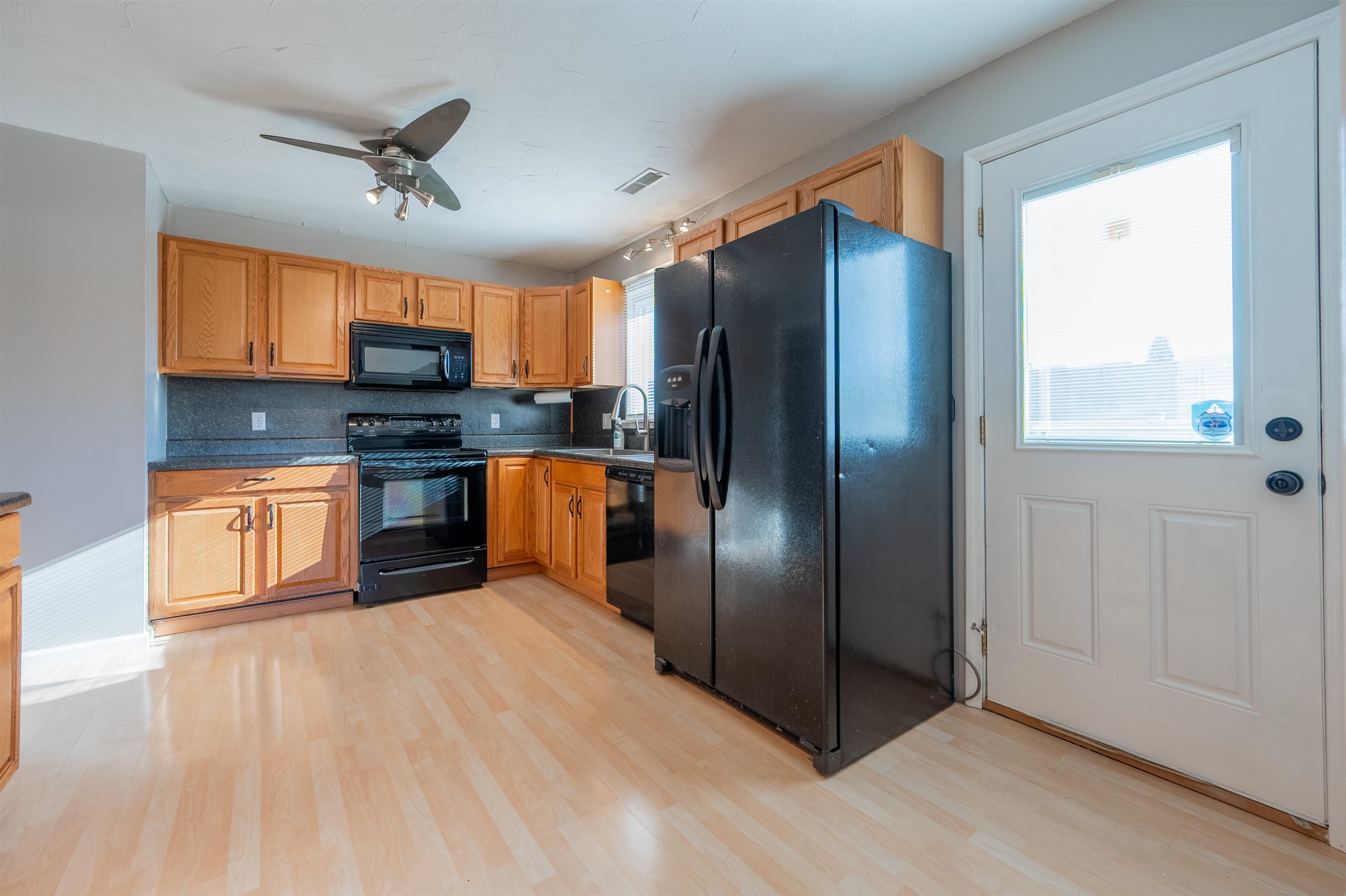 6830 S Scenic Highway Bland VA 24315