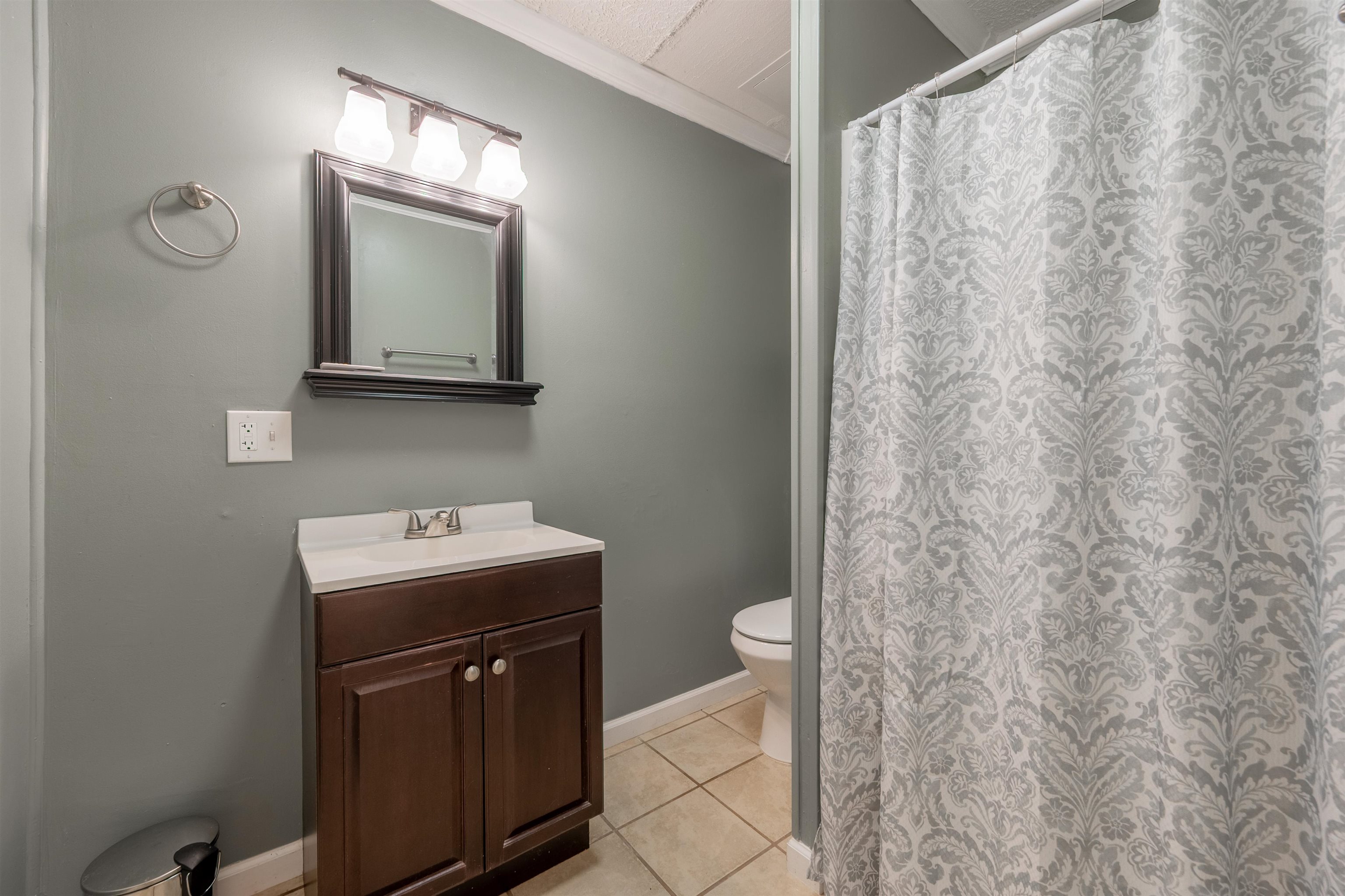 6830 S Scenic Highway Bland VA 24315