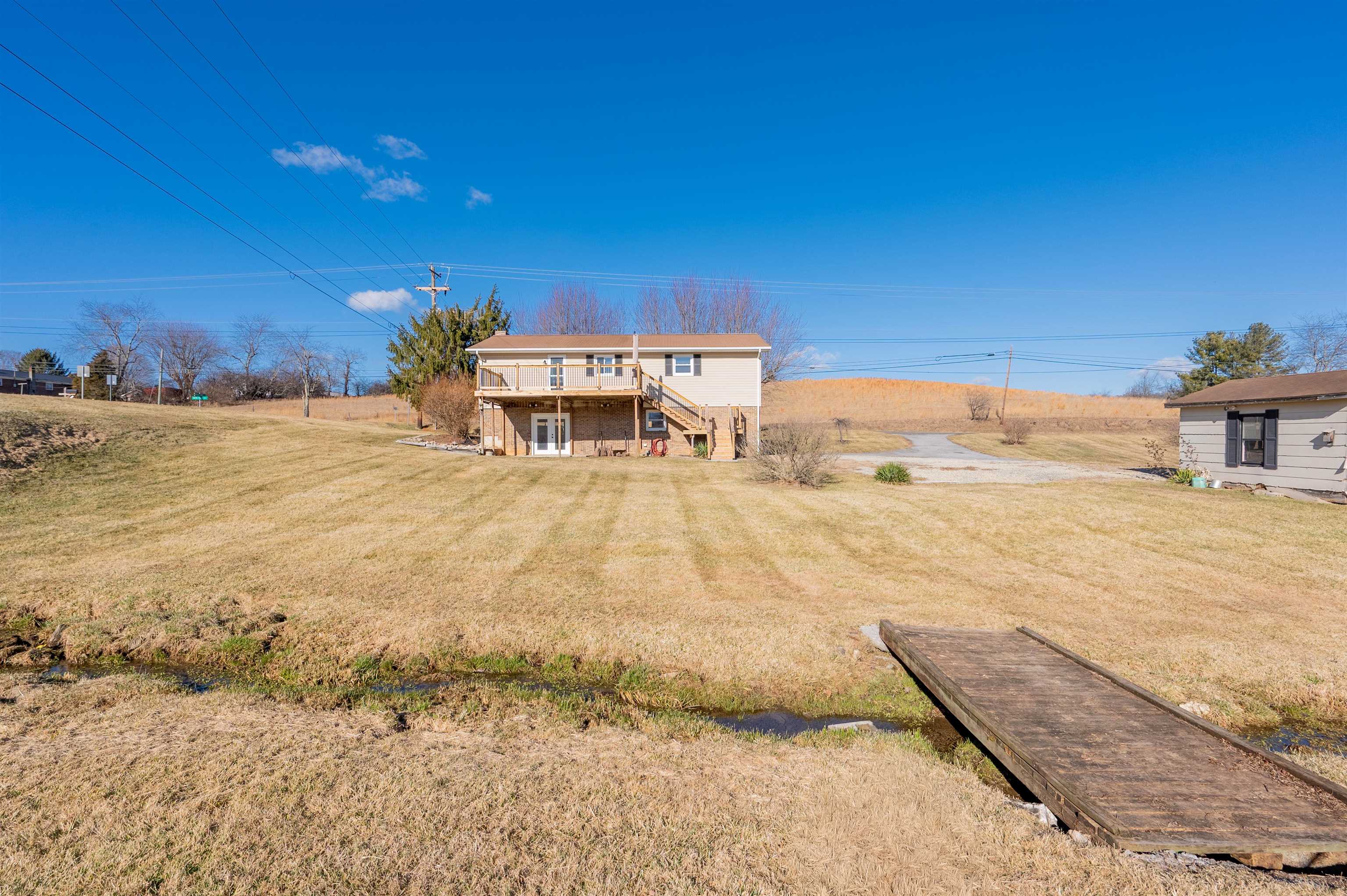 6830 S Scenic Highway Bland VA 24315