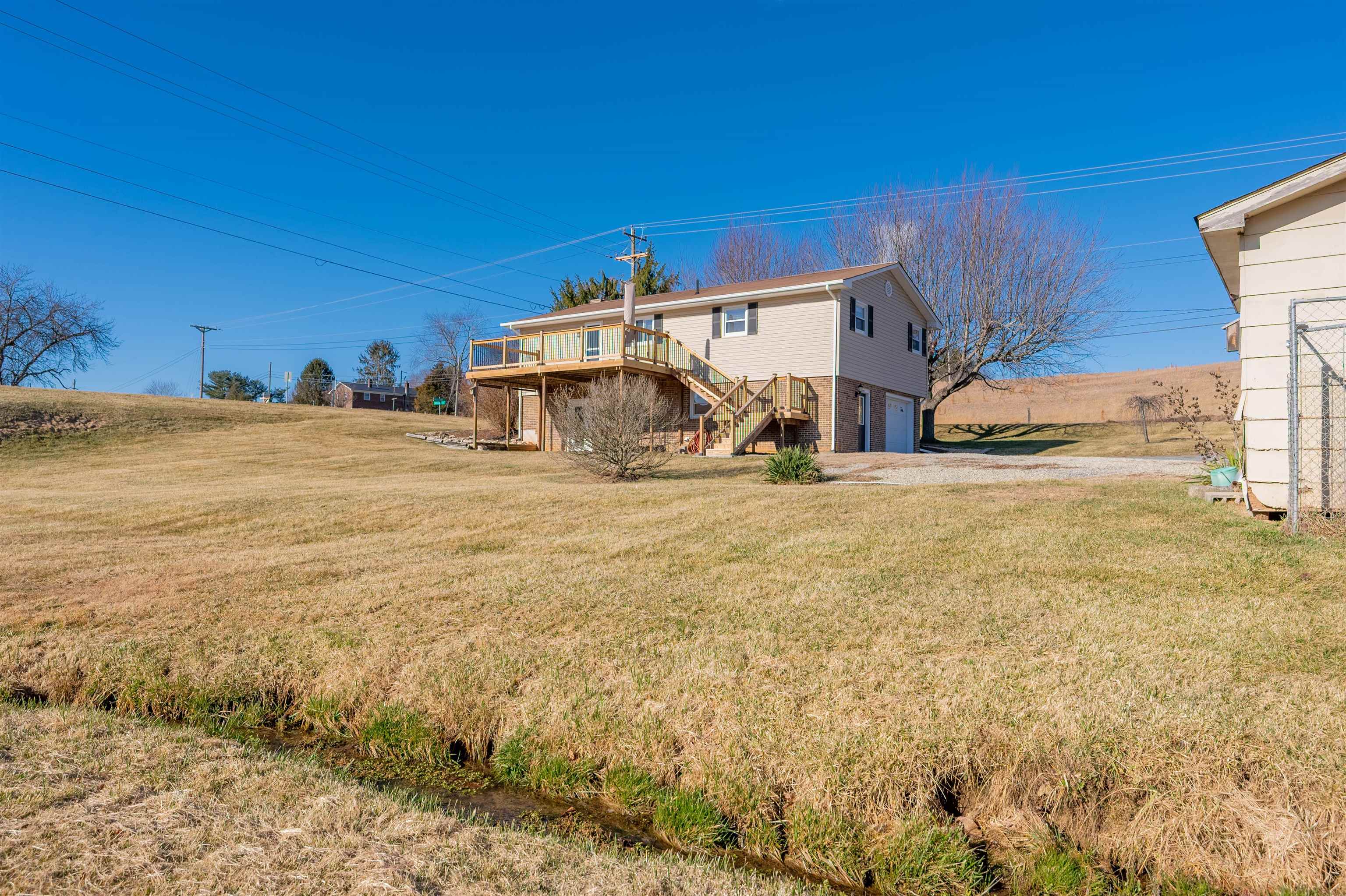 6830 S Scenic Highway Bland VA 24315