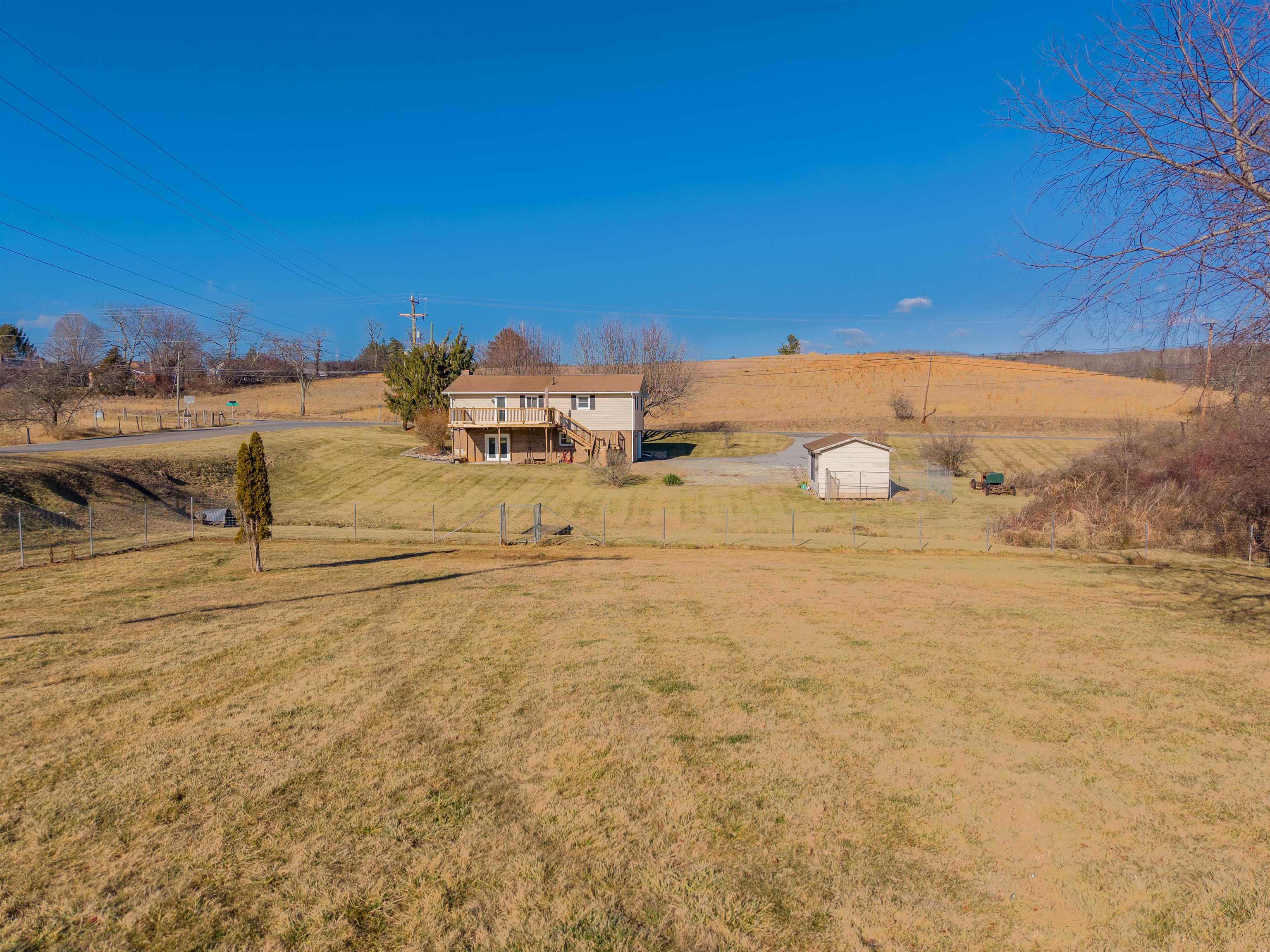 6830 S Scenic Highway Bland VA 24315