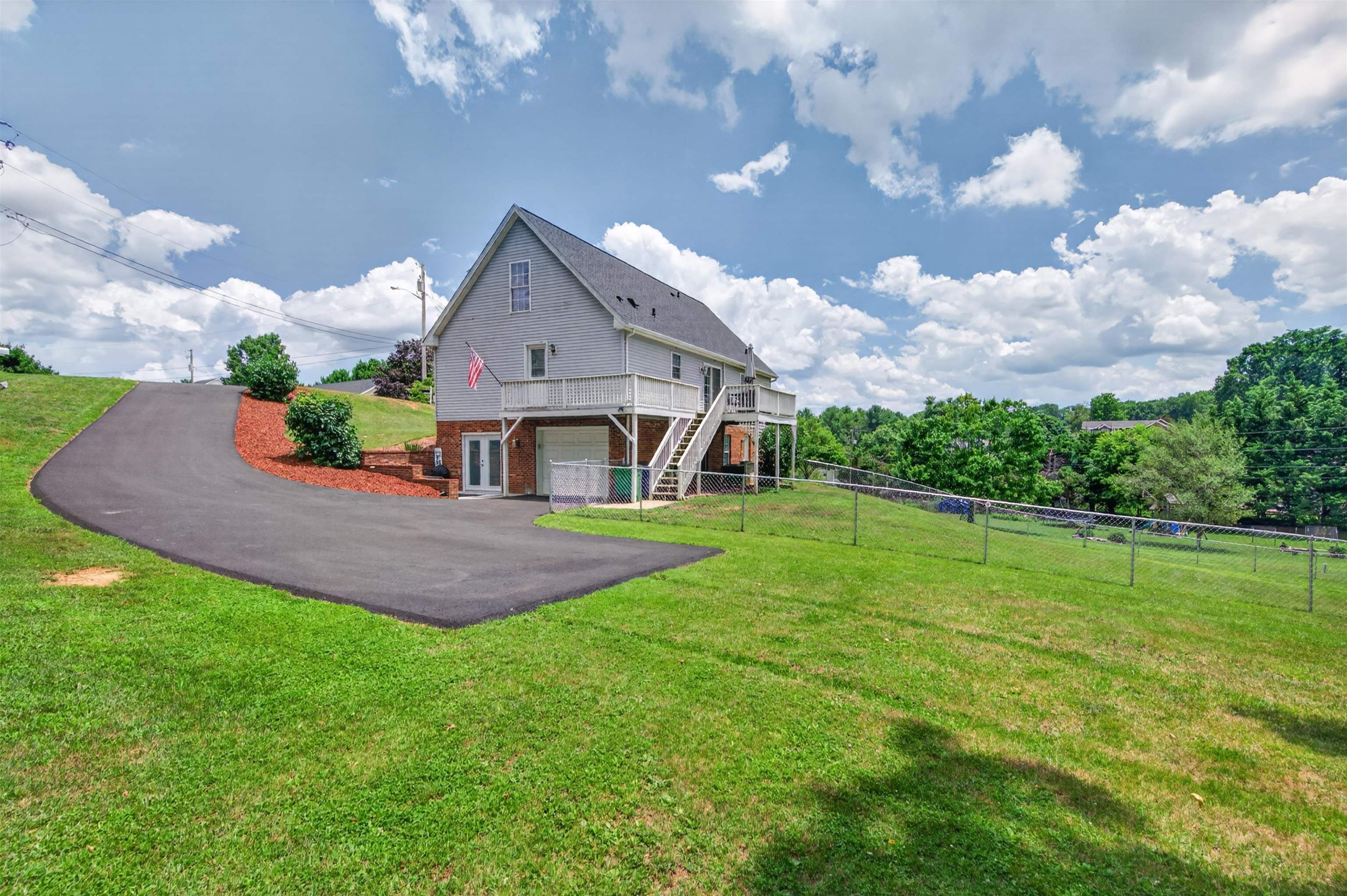 170 Cullen Court SE Christiansburg VA 24073