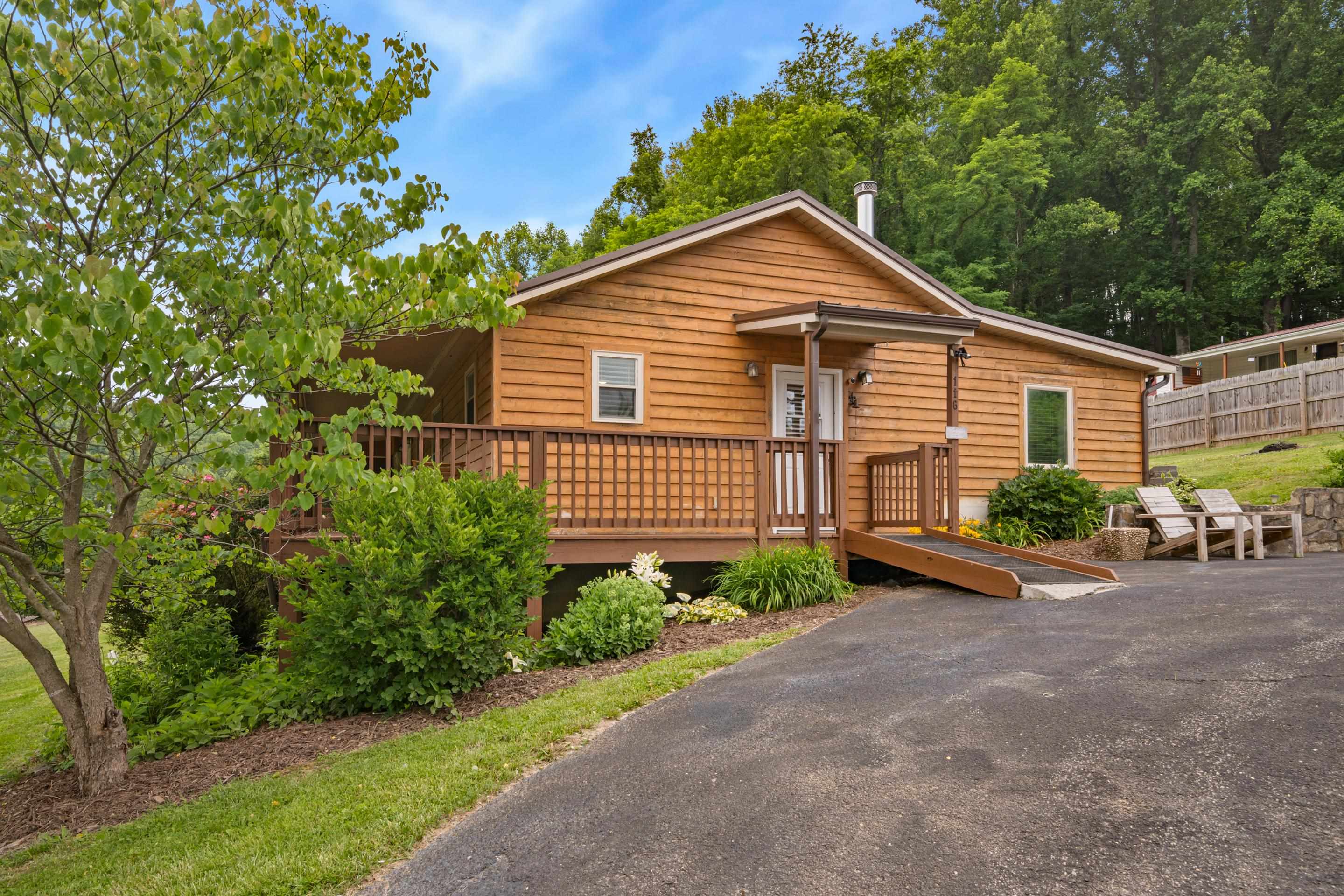 116 Blackhaw Lane Pembroke VA 24136