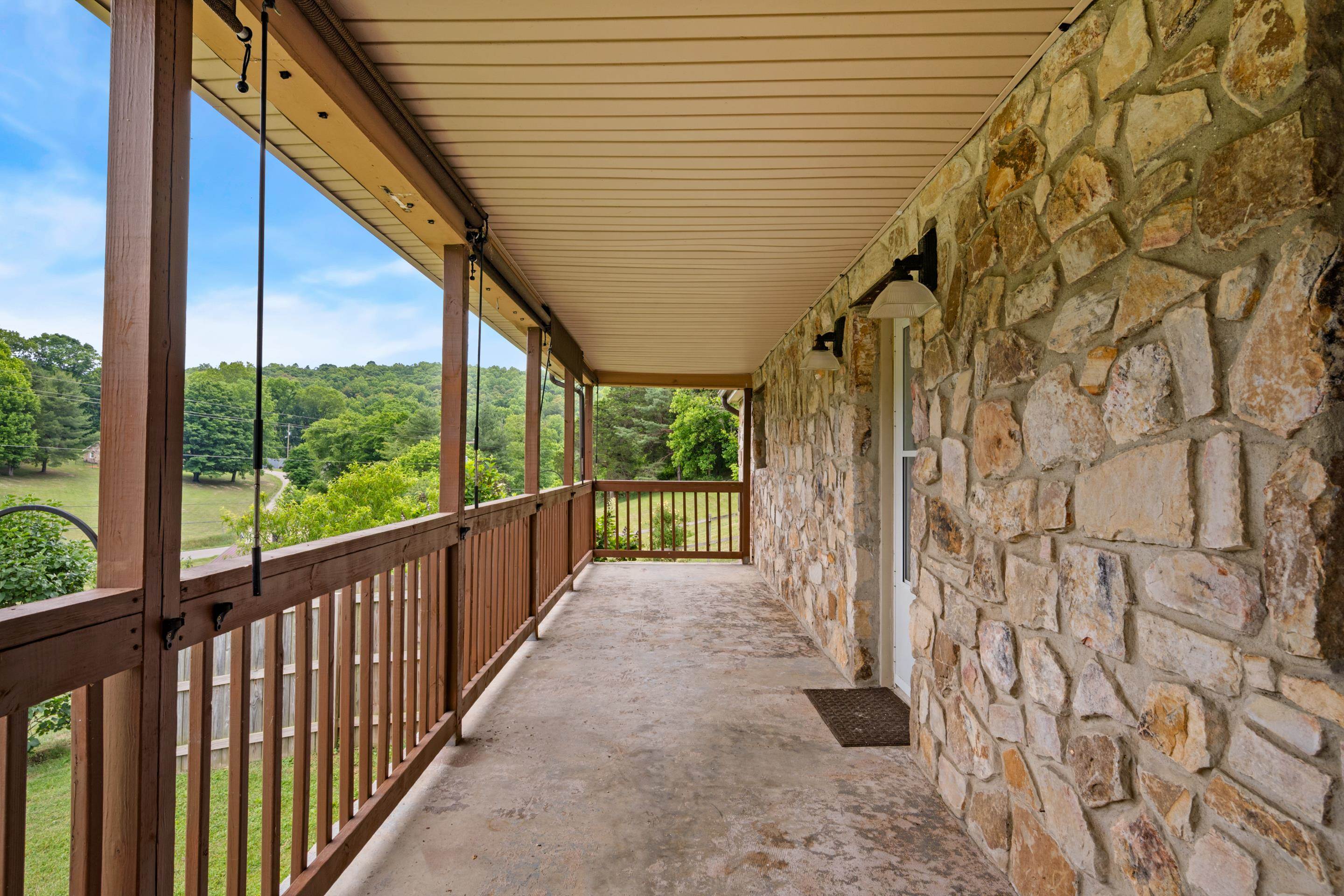 116 Blackhaw Lane Pembroke VA 24136