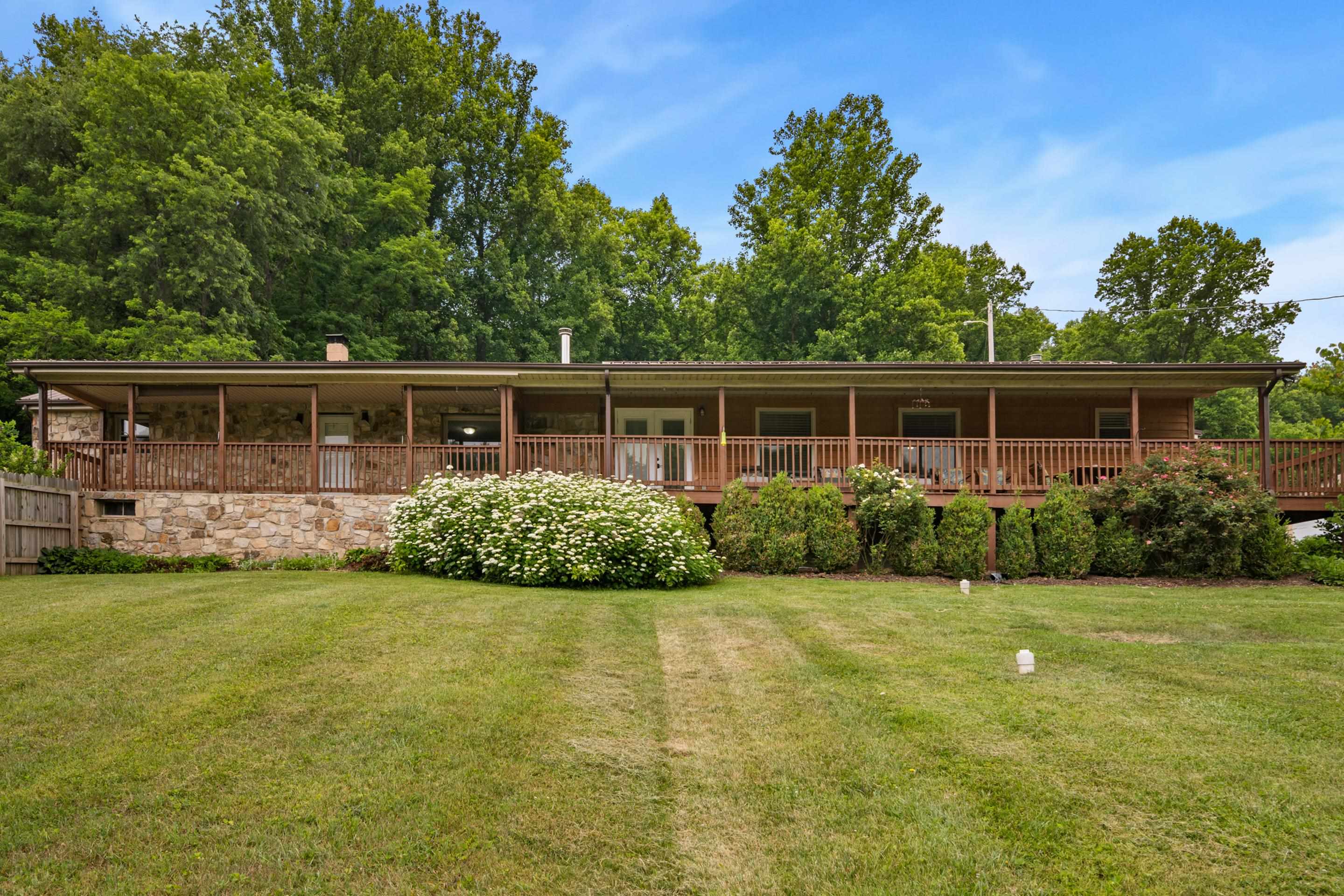 116 Blackhaw Lane Pembroke VA 24136