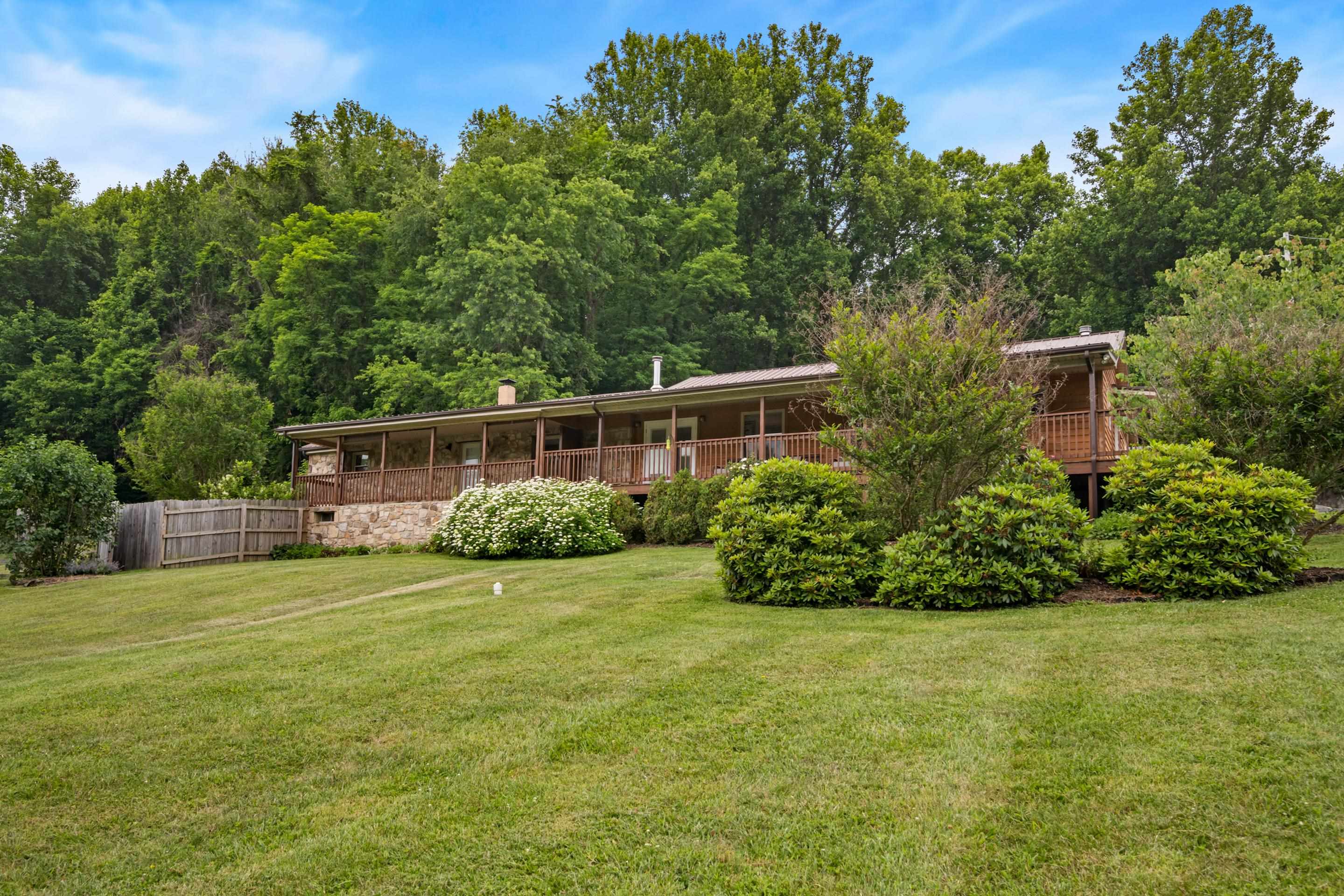 116 Blackhaw Lane Pembroke VA 24136