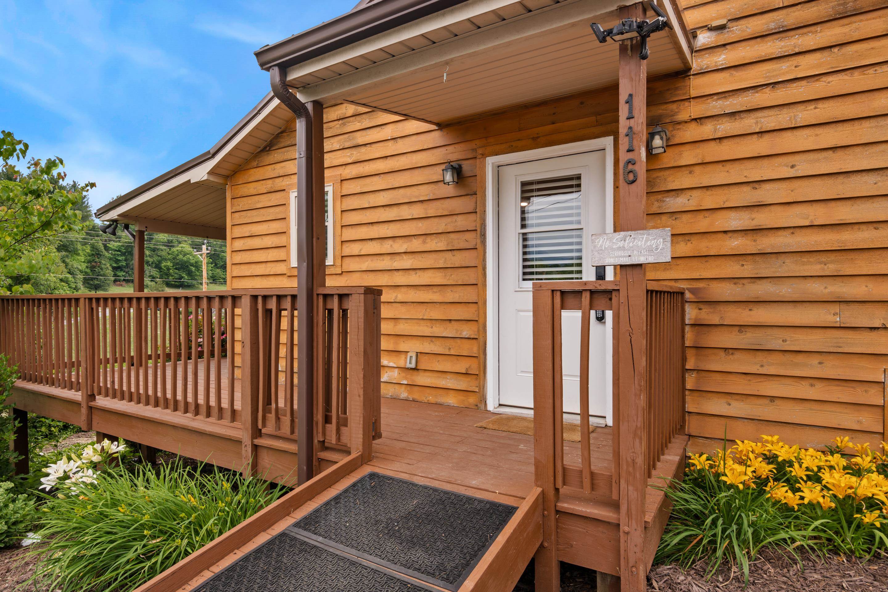 116 Blackhaw Lane Pembroke VA 24136
