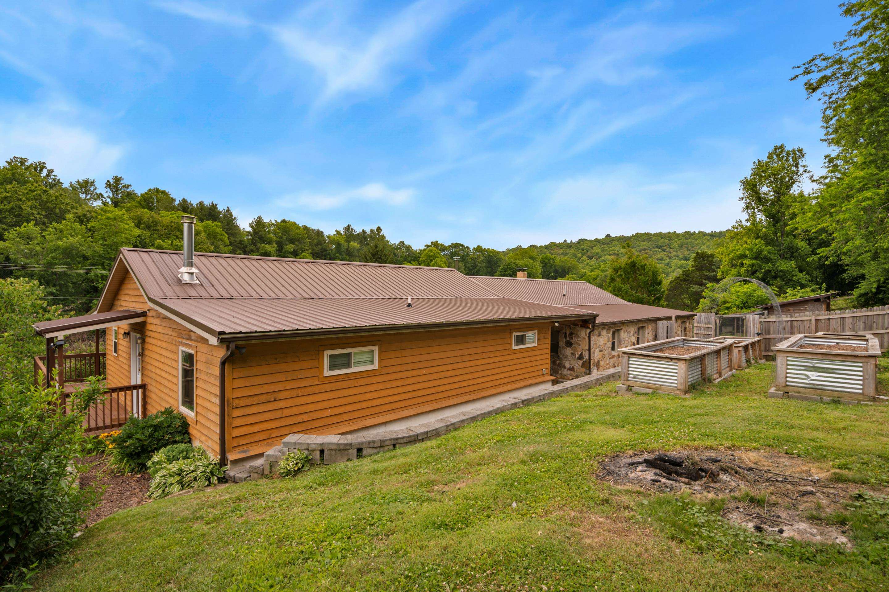 116 Blackhaw Lane Pembroke VA 24136