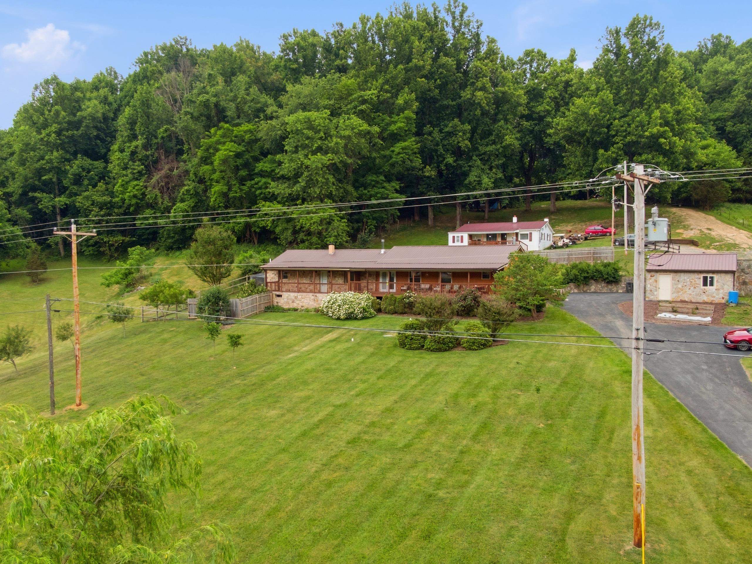 116 Blackhaw Lane Pembroke VA 24136