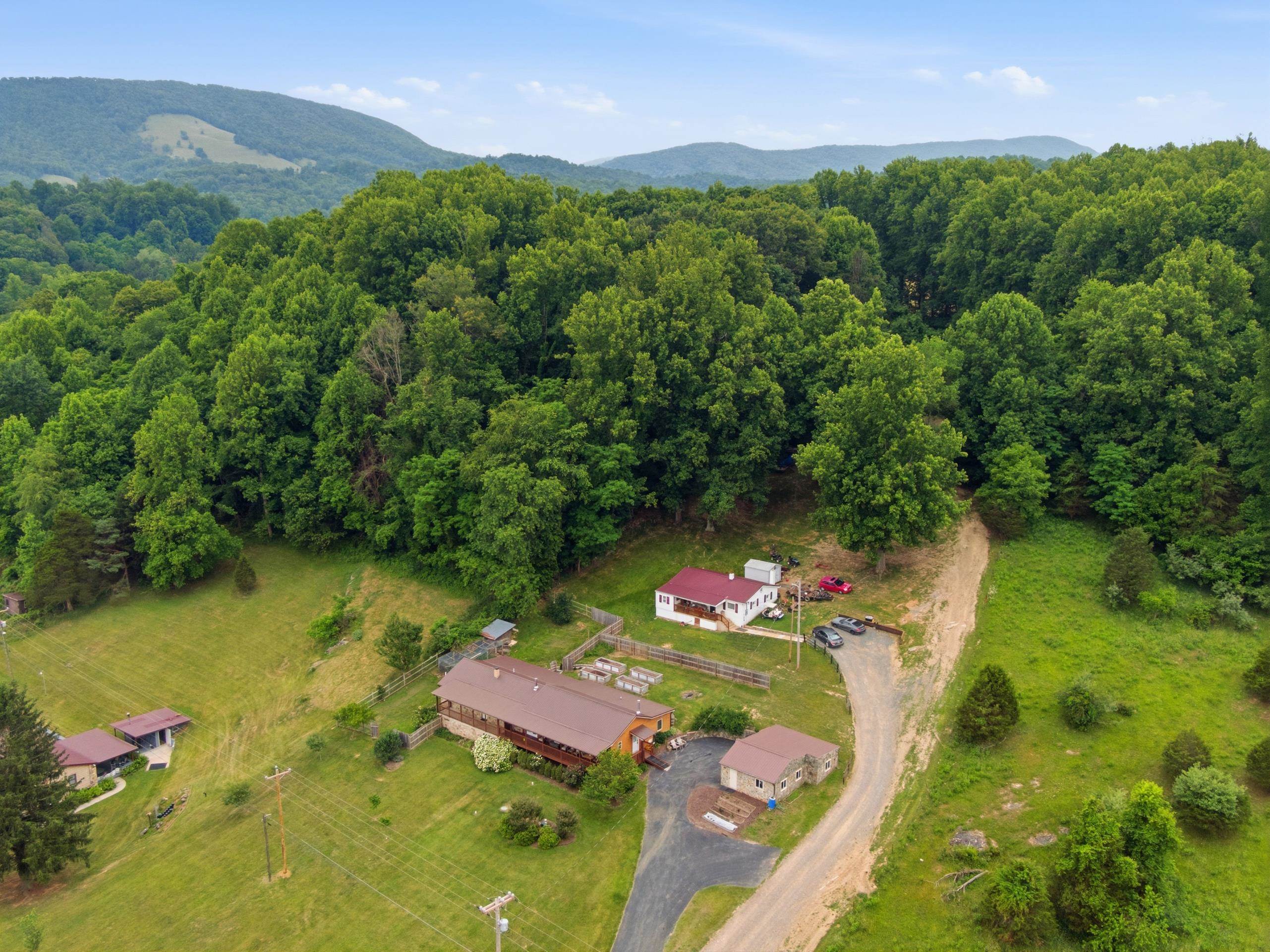 116 Blackhaw Lane Pembroke VA 24136