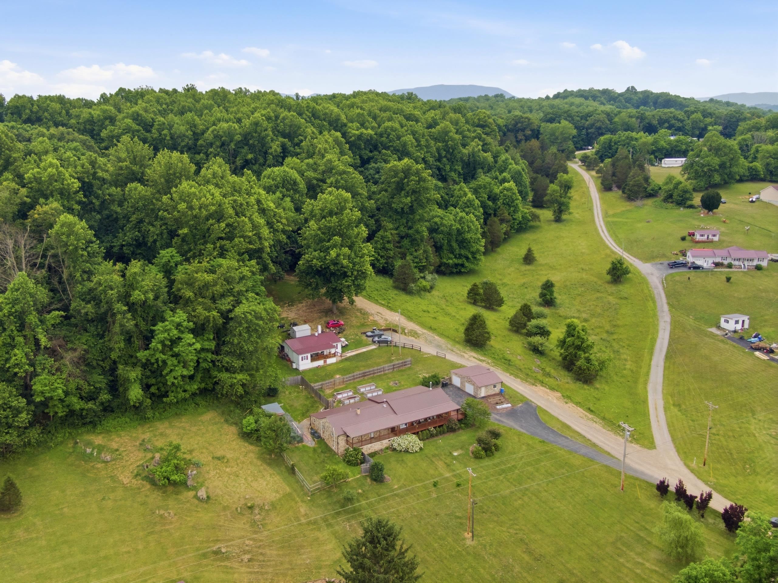 116 Blackhaw Lane Pembroke VA 24136