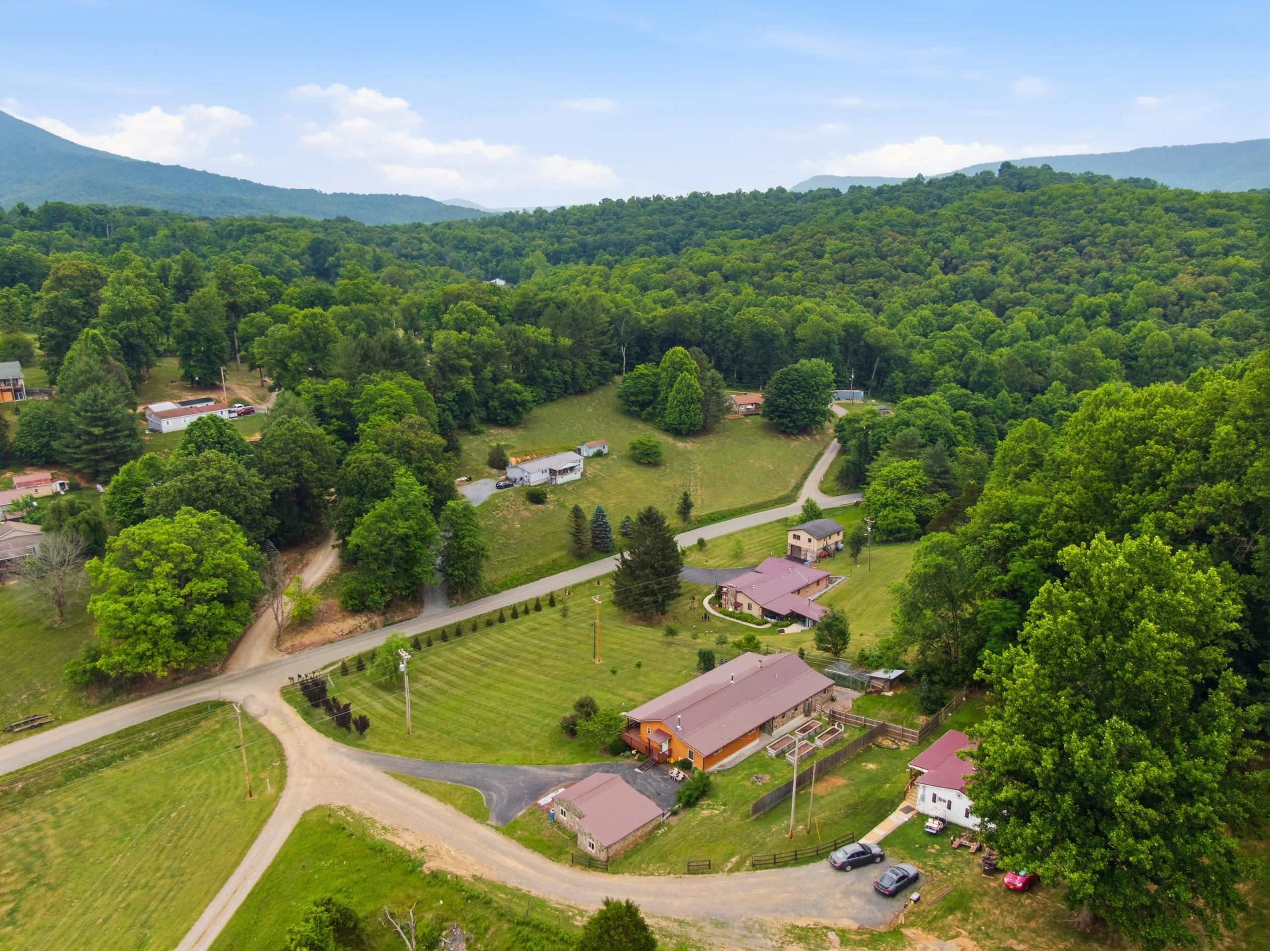 116 Blackhaw Lane Pembroke VA 24136