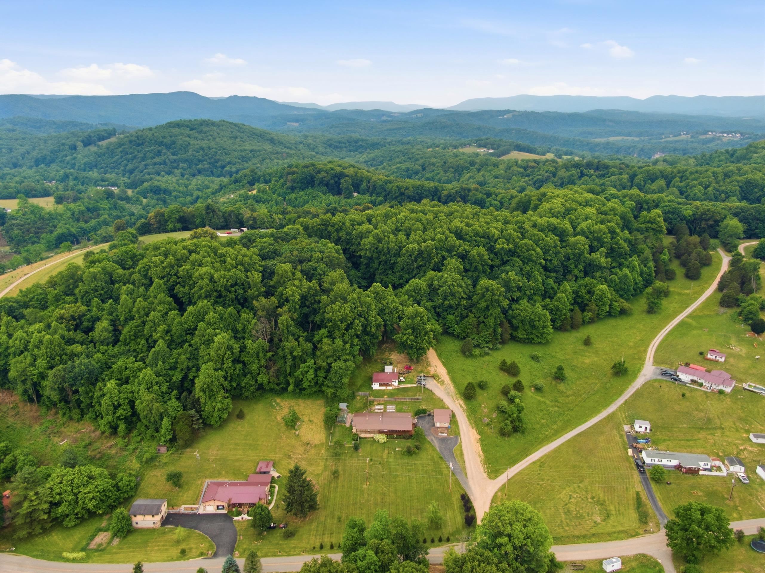 116 Blackhaw Lane Pembroke VA 24136