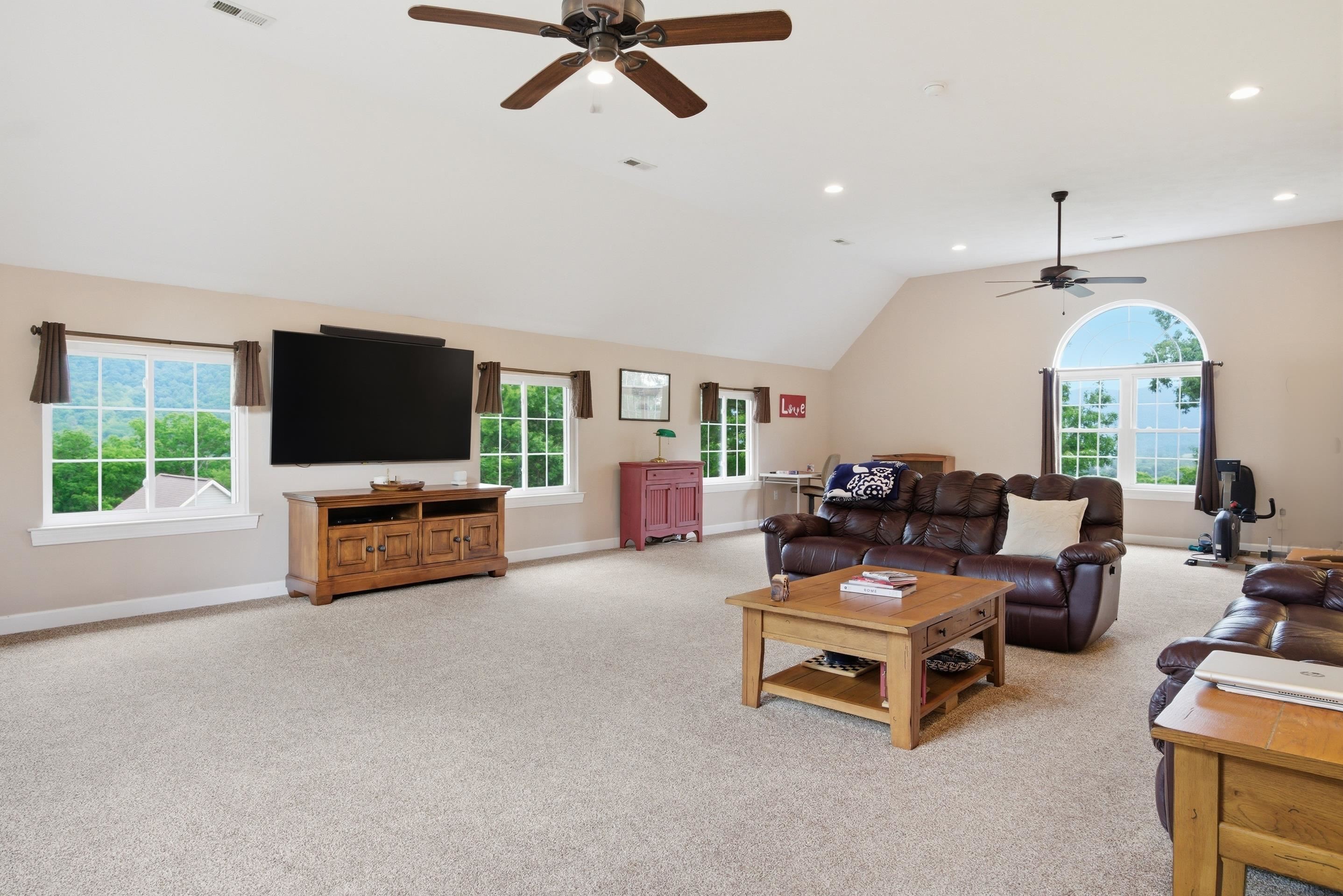 101 Darden Drive Pearisburg VA 24134