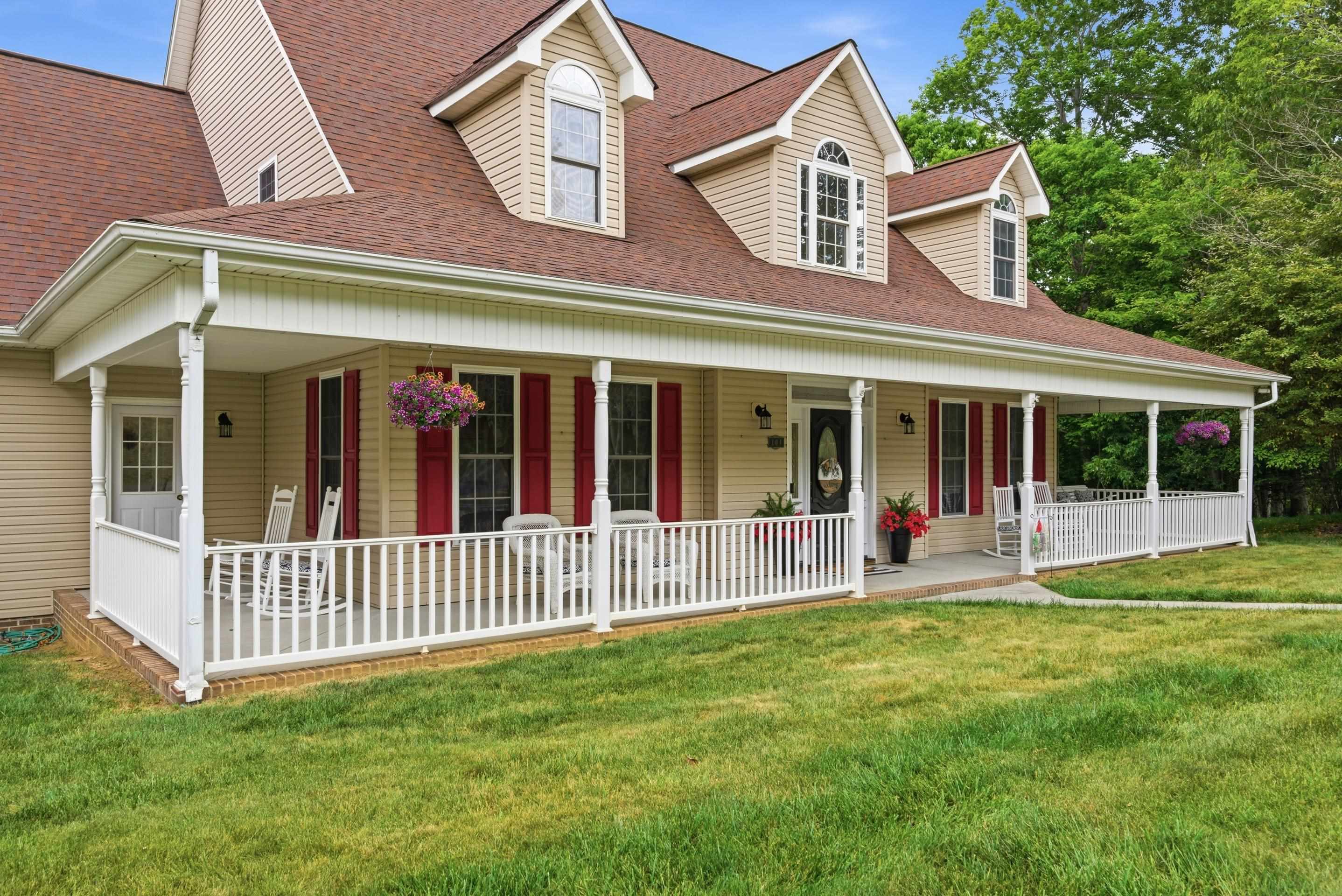 101 Darden Drive Pearisburg VA 24134