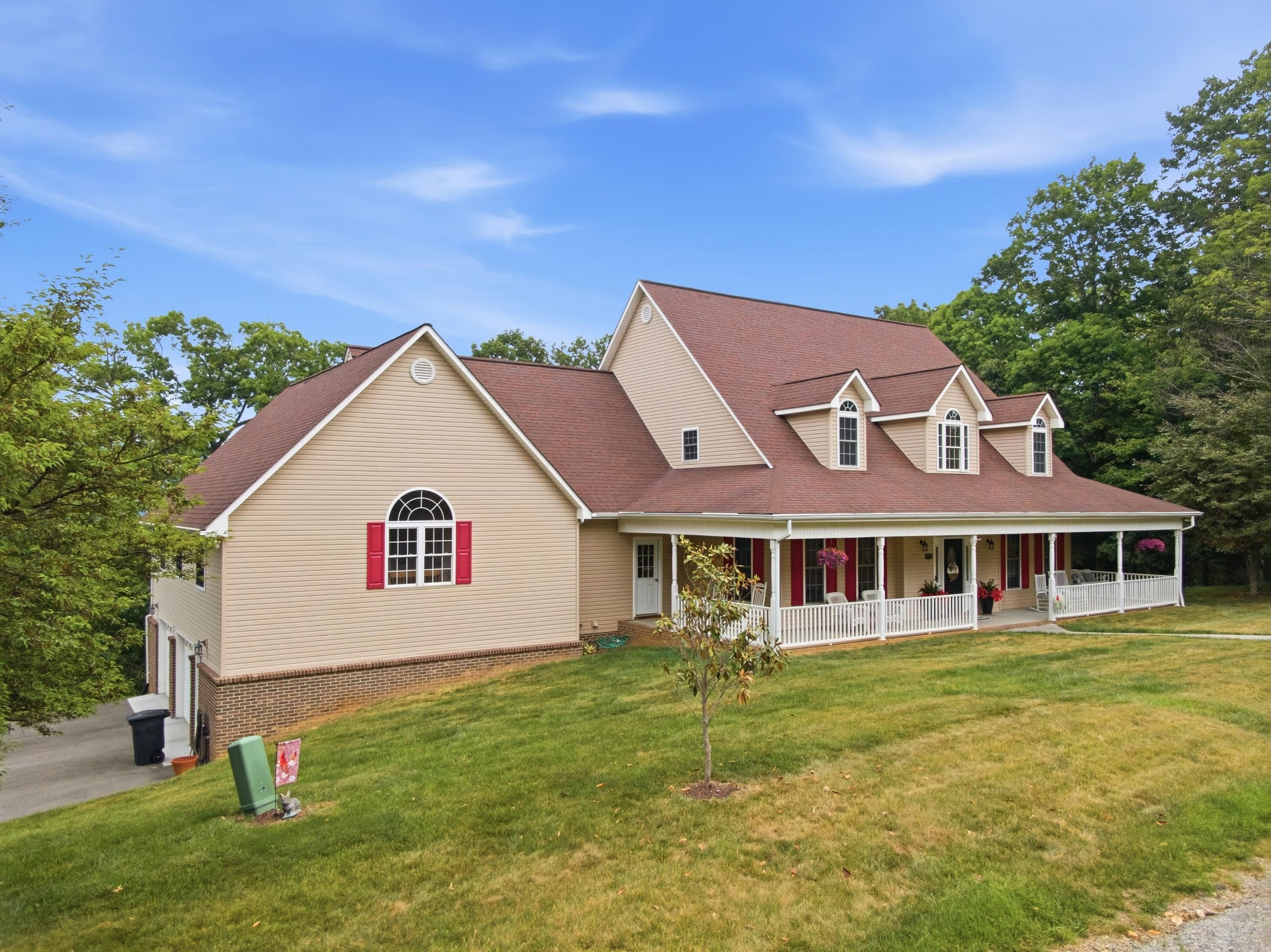101 Darden Drive Pearisburg VA 24134