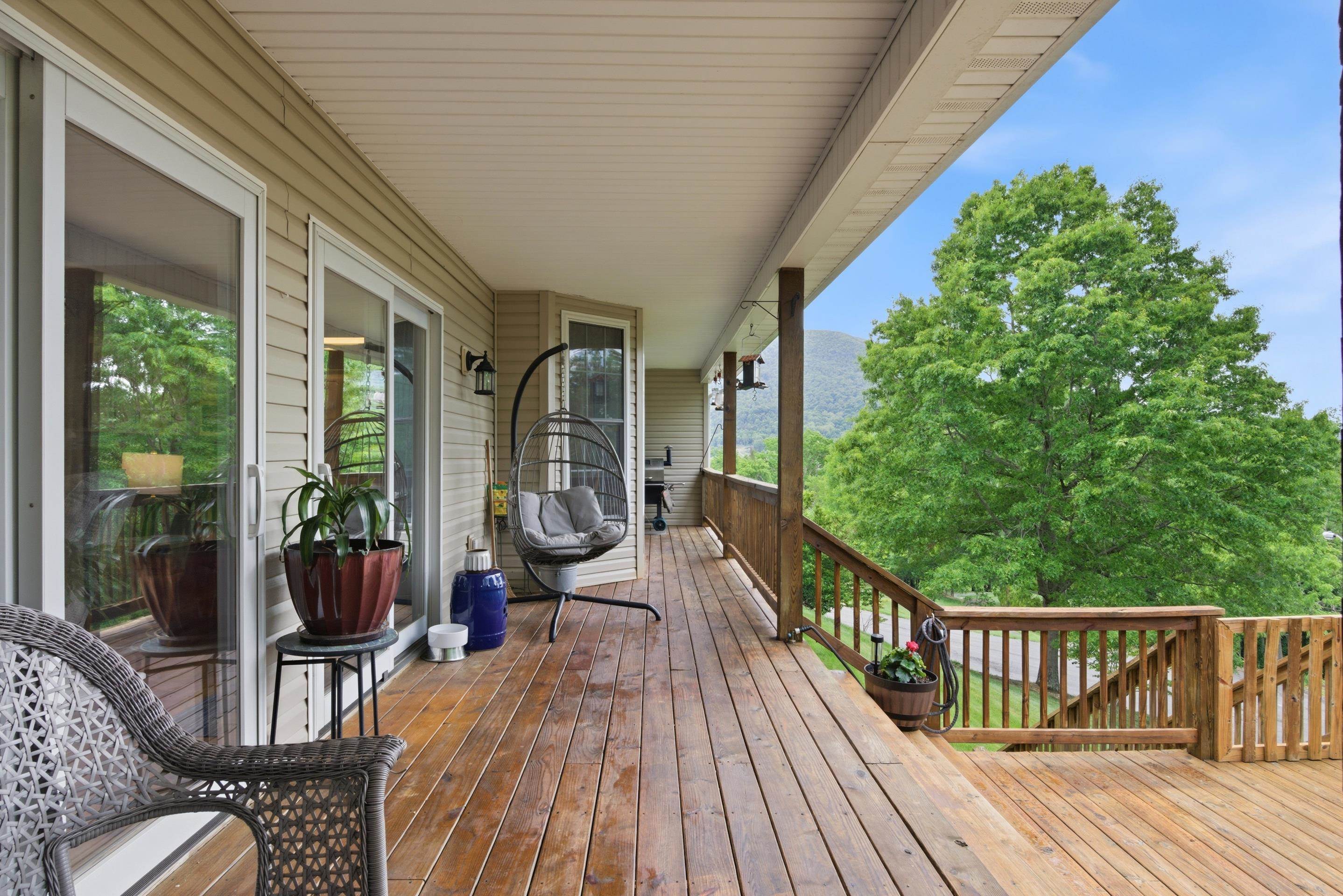 101 Darden Drive Pearisburg VA 24134