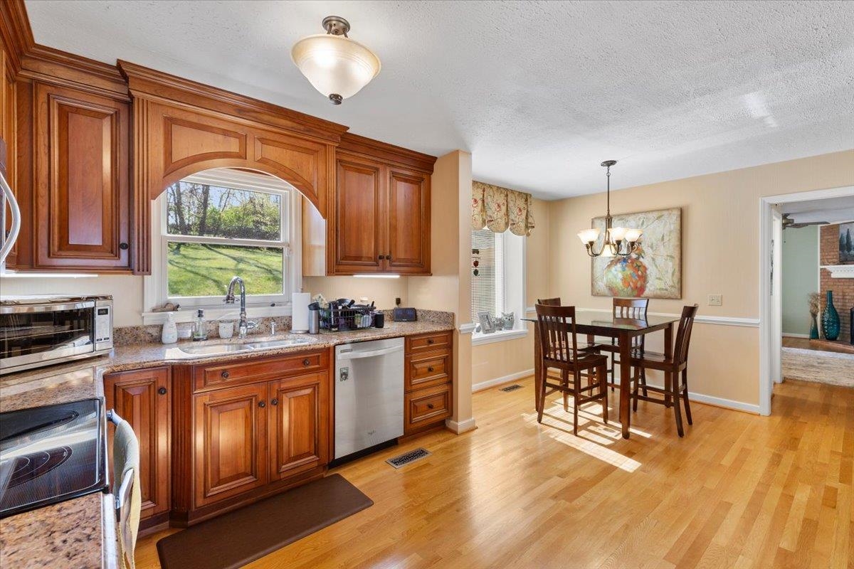 1192 Round Meadow Drive Christiansburg VA 24073