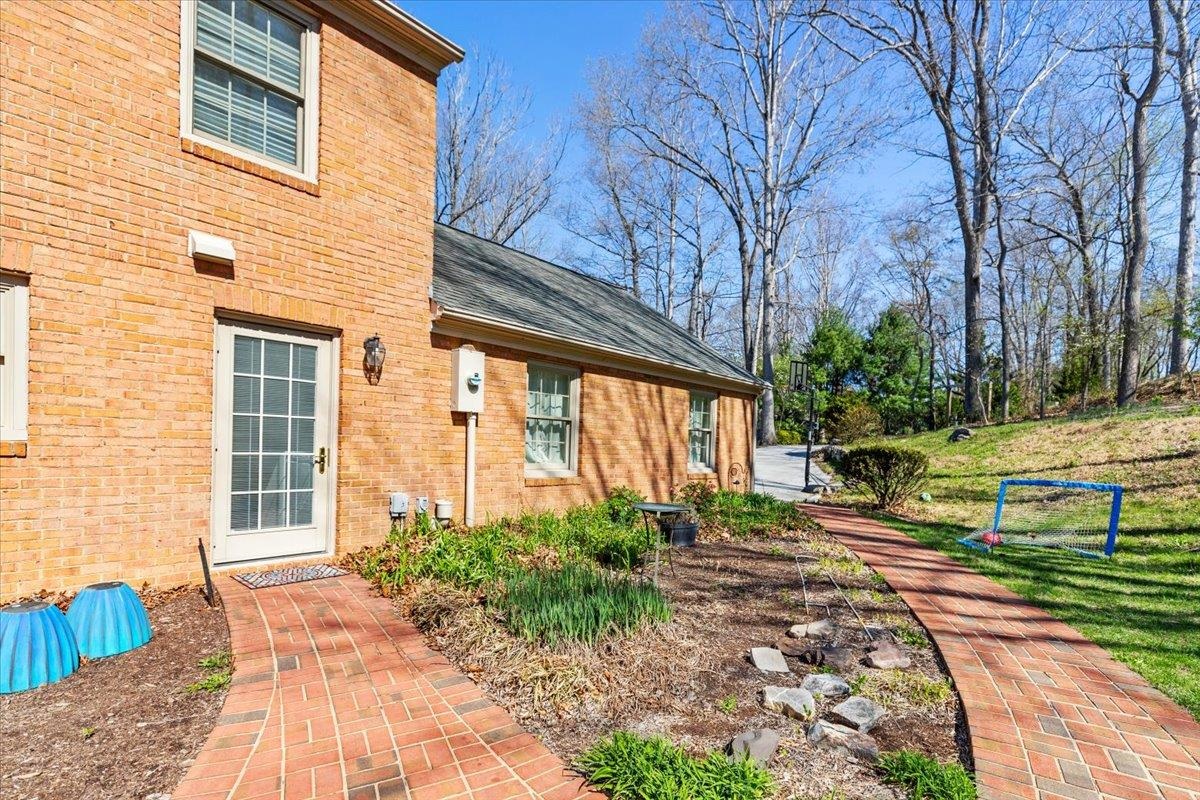 1192 Round Meadow Drive Christiansburg VA 24073