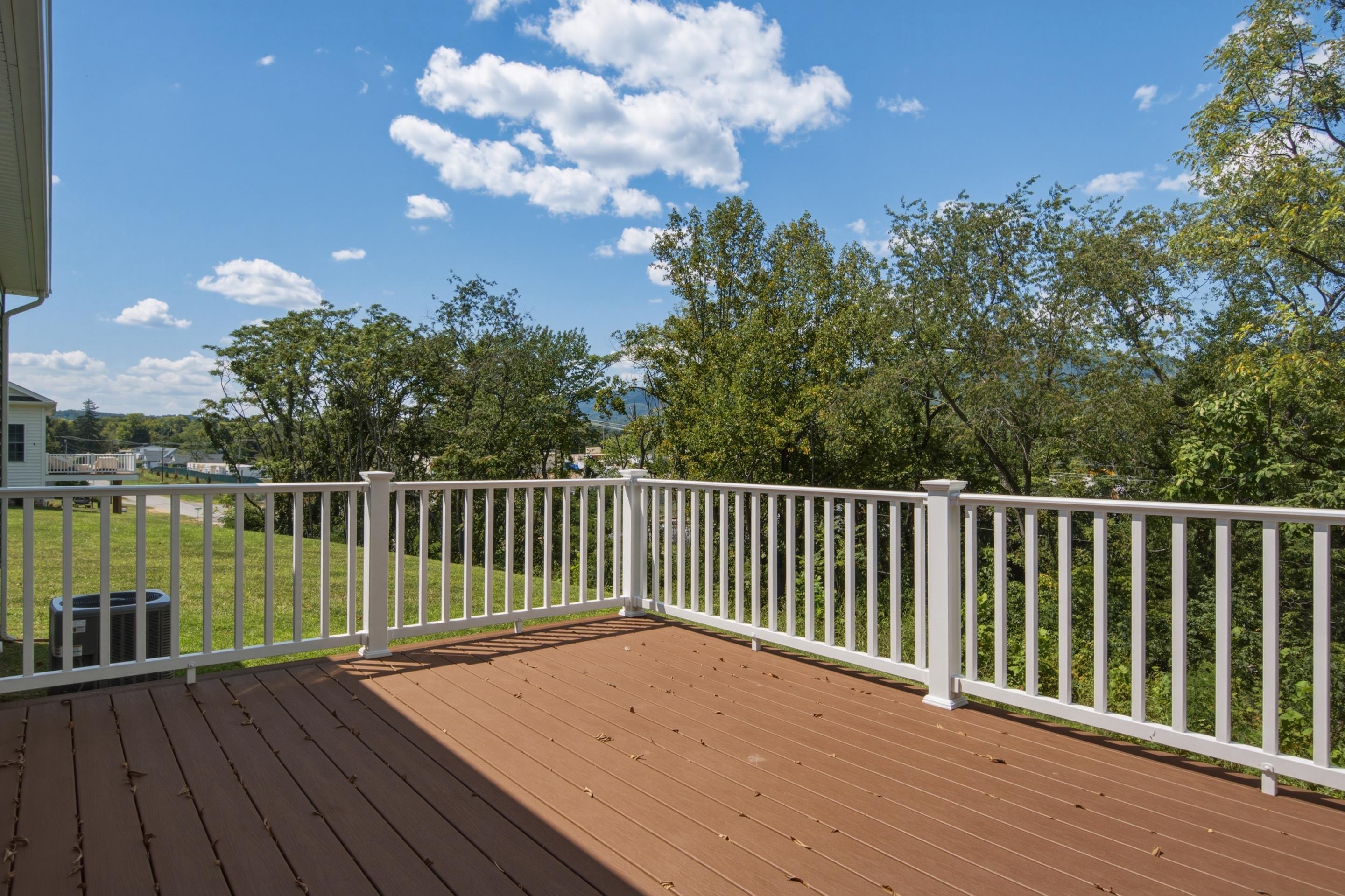 5594 Old Grove Lane Salem VA 24153