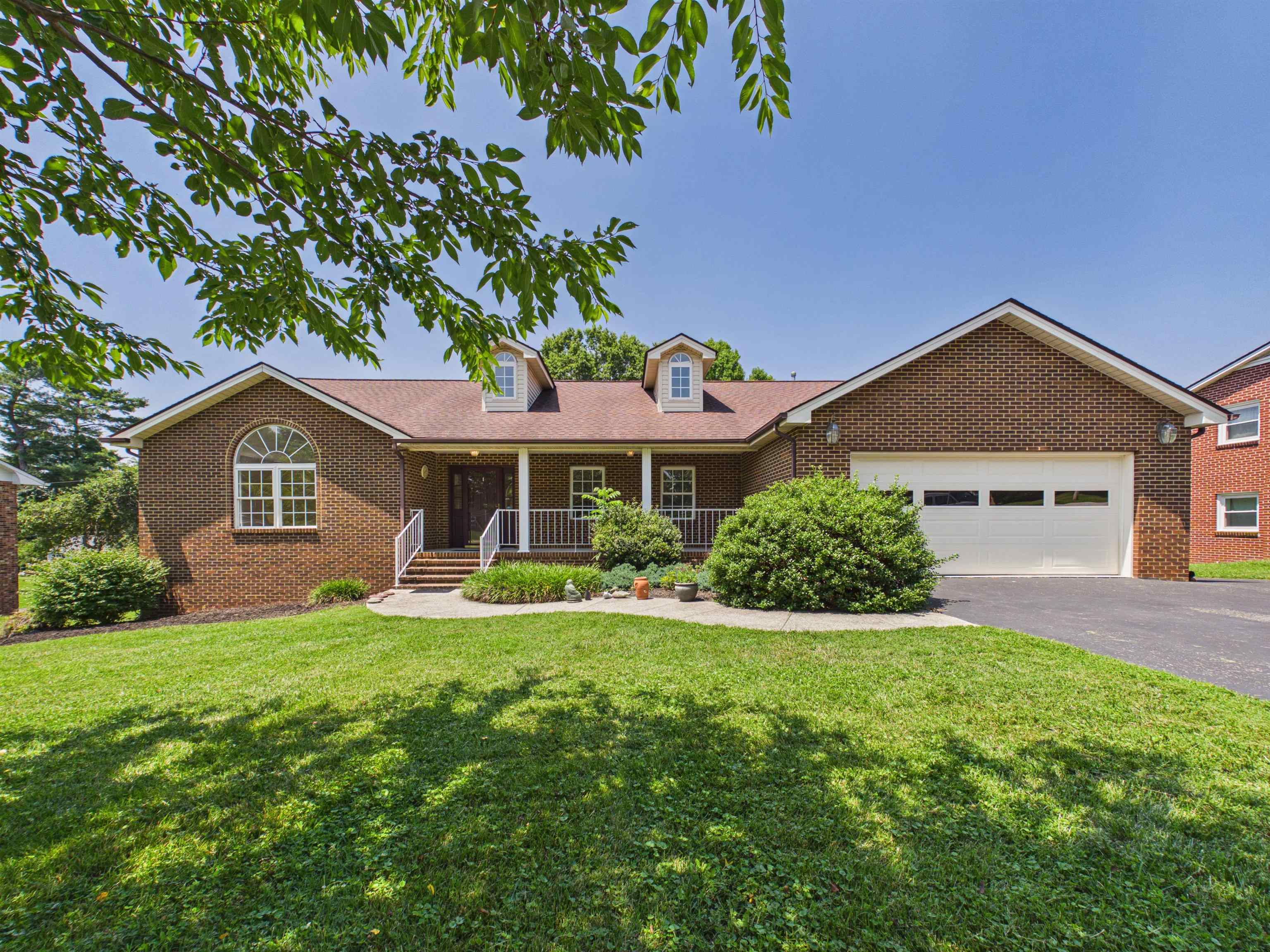 925 Carson Drive SW Christiansburg VA 24073