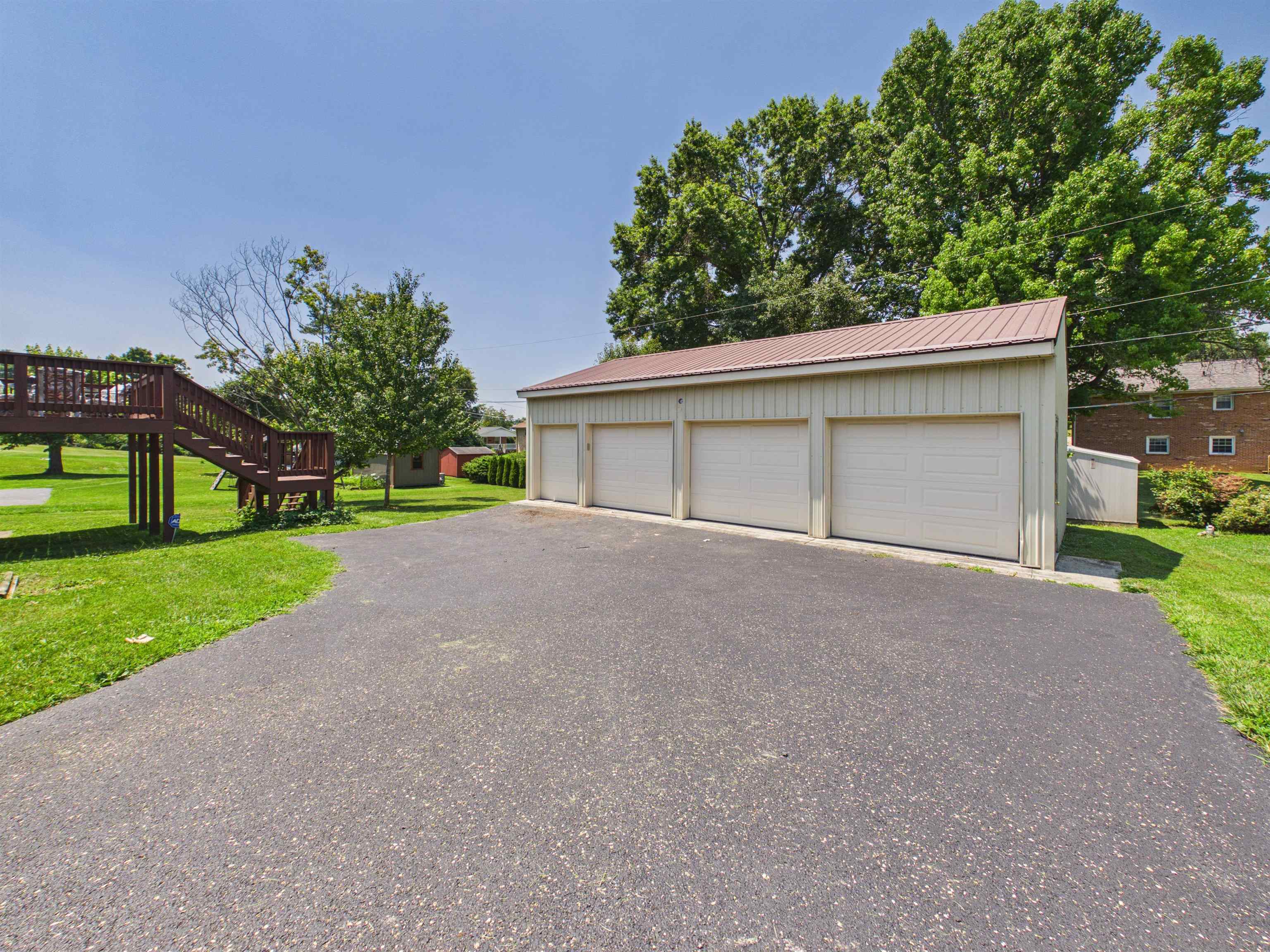 925 Carson Drive SW Christiansburg VA 24073
