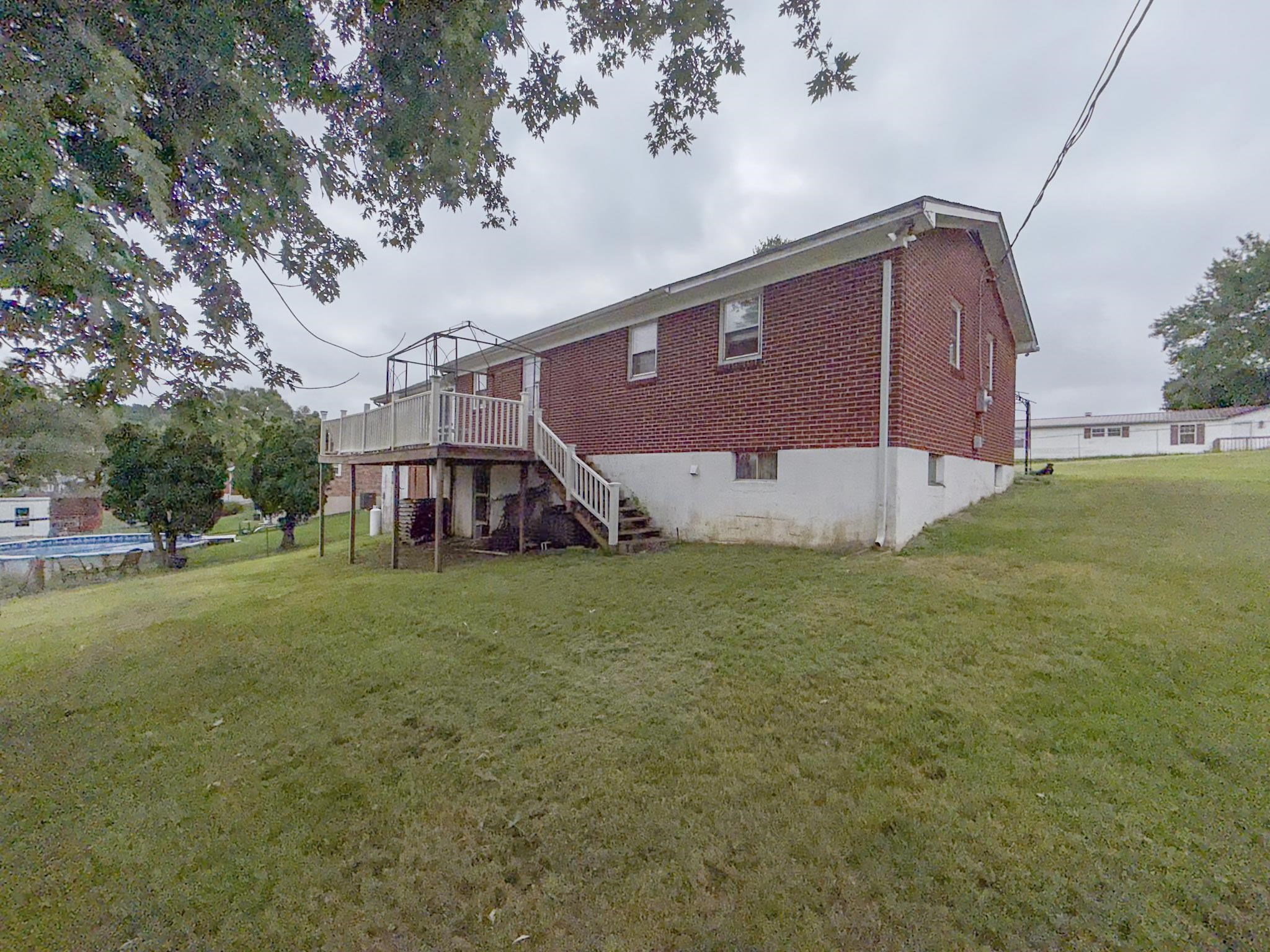 4326 Sunny View Heights Loop Pulaski VA 24301