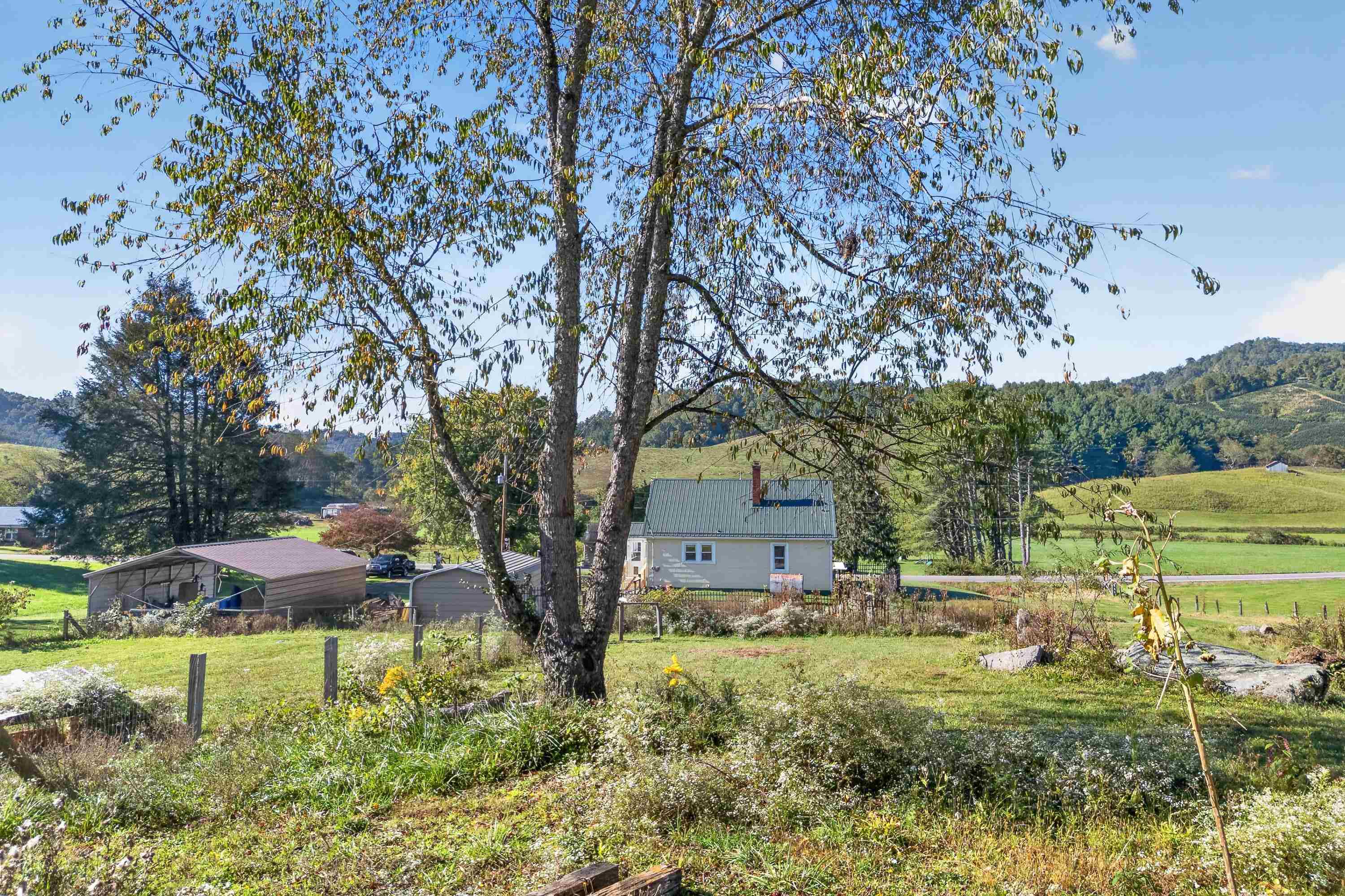 8557 Spring Valley Road Fries VA 24330
