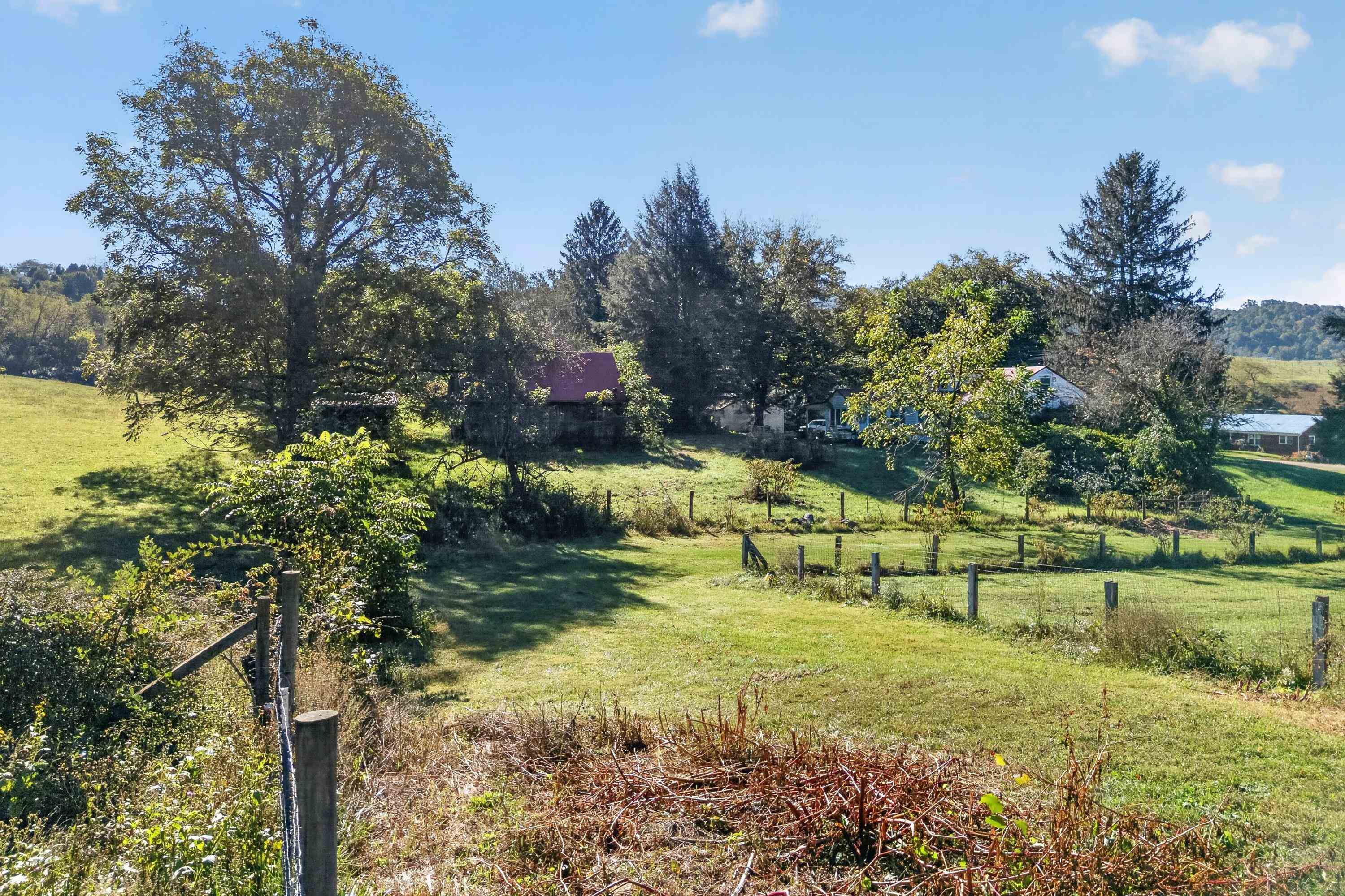 8557 Spring Valley Road Fries VA 24330