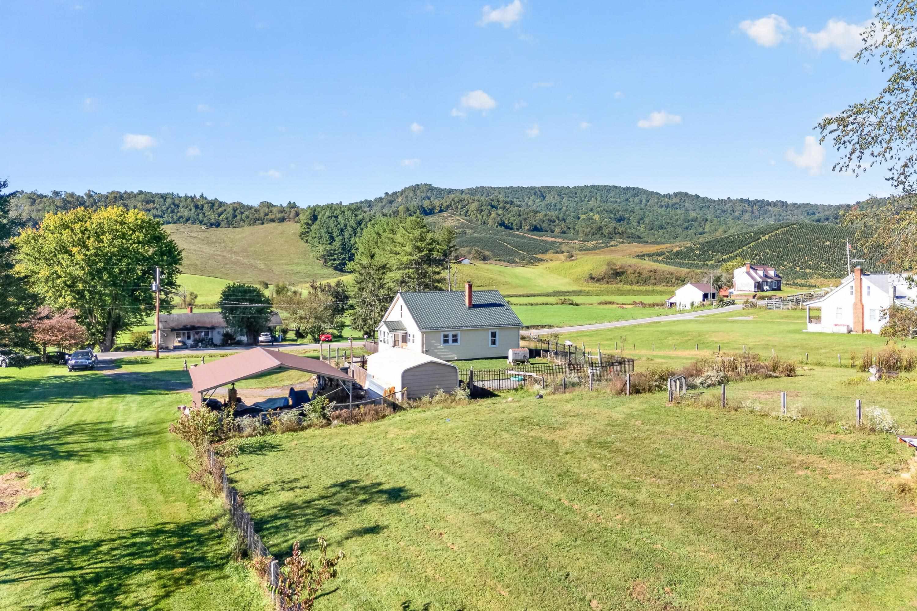 8557 Spring Valley Road Fries VA 24330