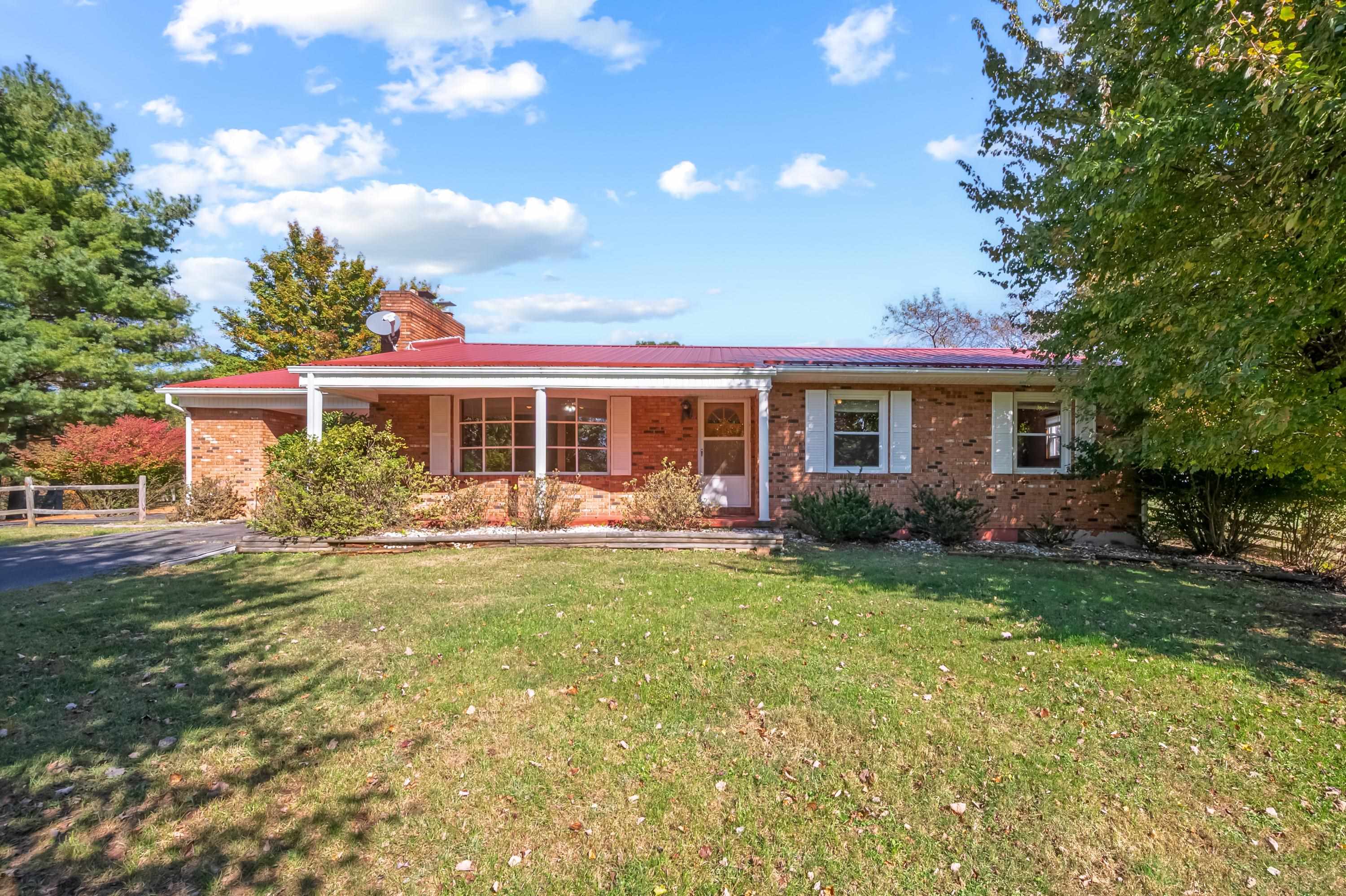 207 Broad Hollow Road Pearisburg VA 24134