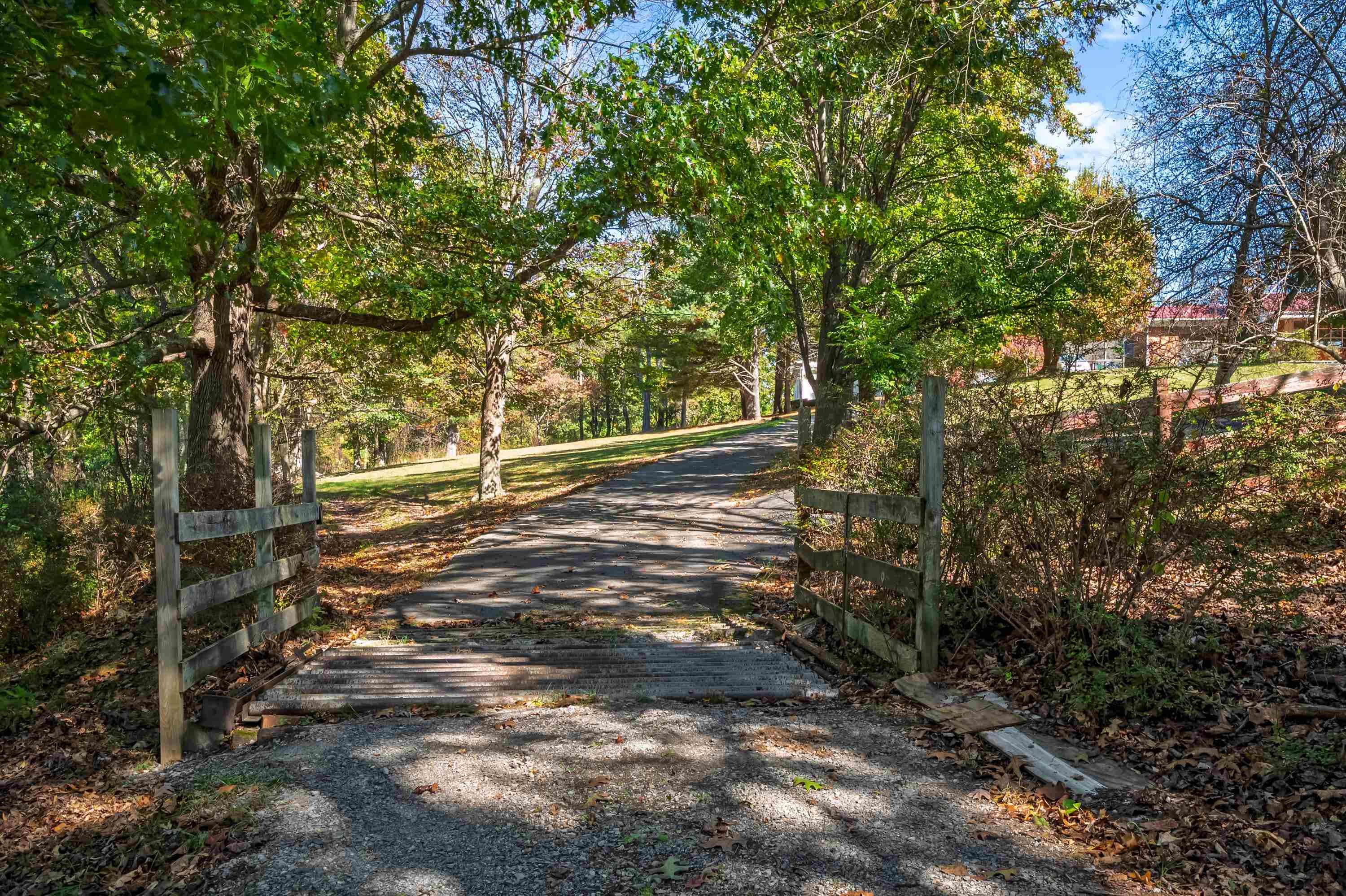 207 Broad Hollow Road Pearisburg VA 24134